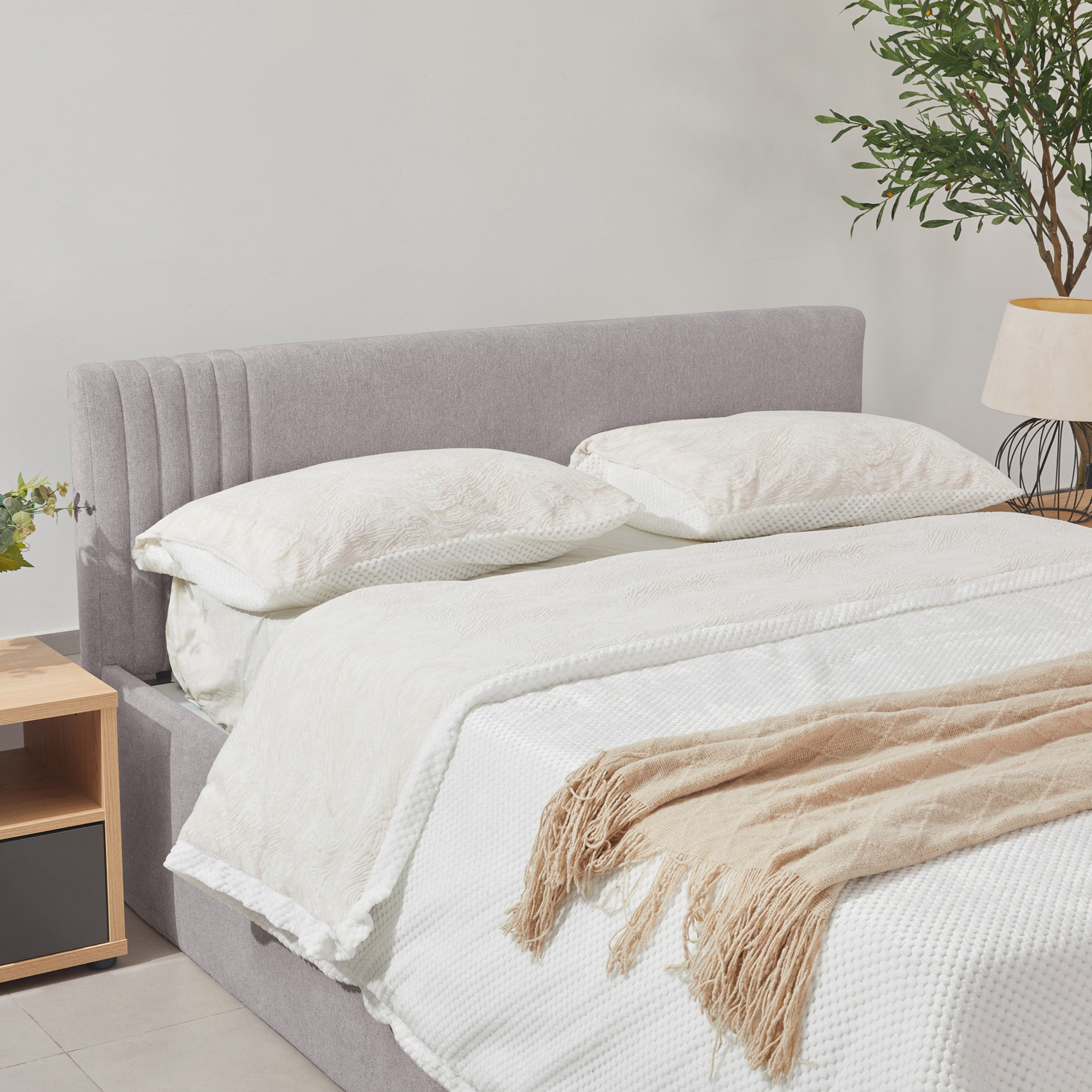 Frankfurt NXT Upholstered Hydraulic Storage Queen Bed - 160x200 cm-hbxbedroom-bedsandbedsets-beds-queen-image-2