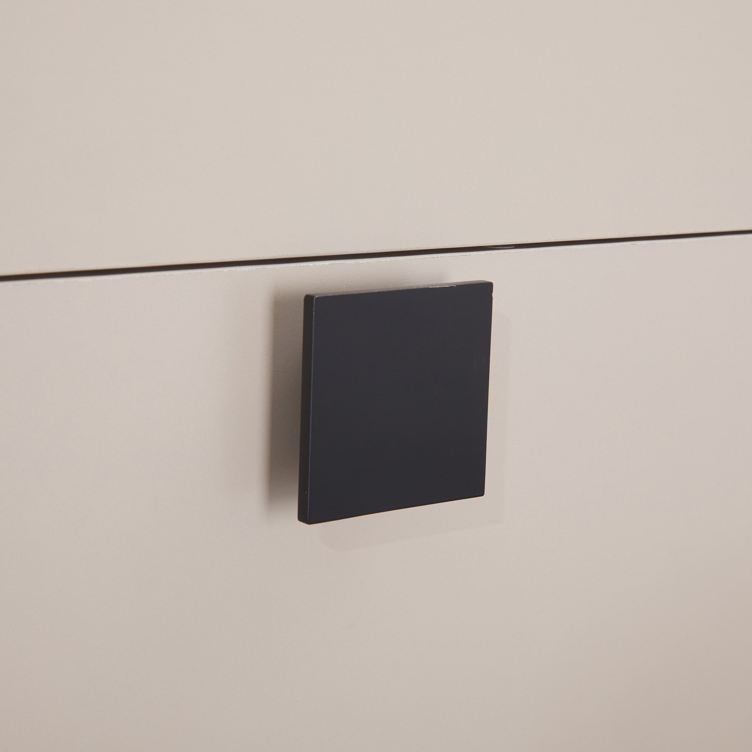 Orion Ray Chest of 5-Drawers-hbxfurniture-dressersandchests-chestofdrawers-image-6