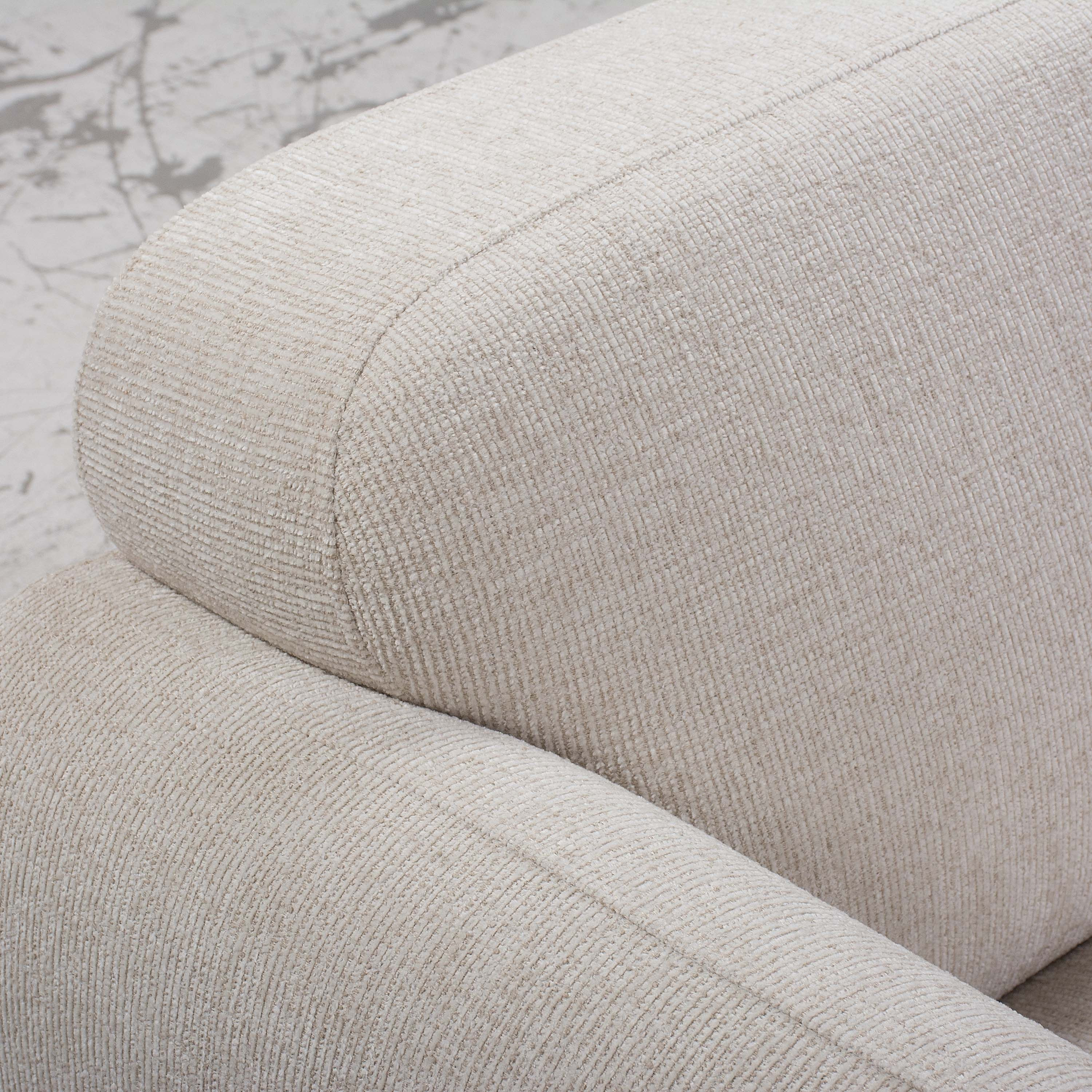 كنبة قماش بمقعدين من أدريا-hbxlivingroom-sofasandarmchairs-sofas-image-12