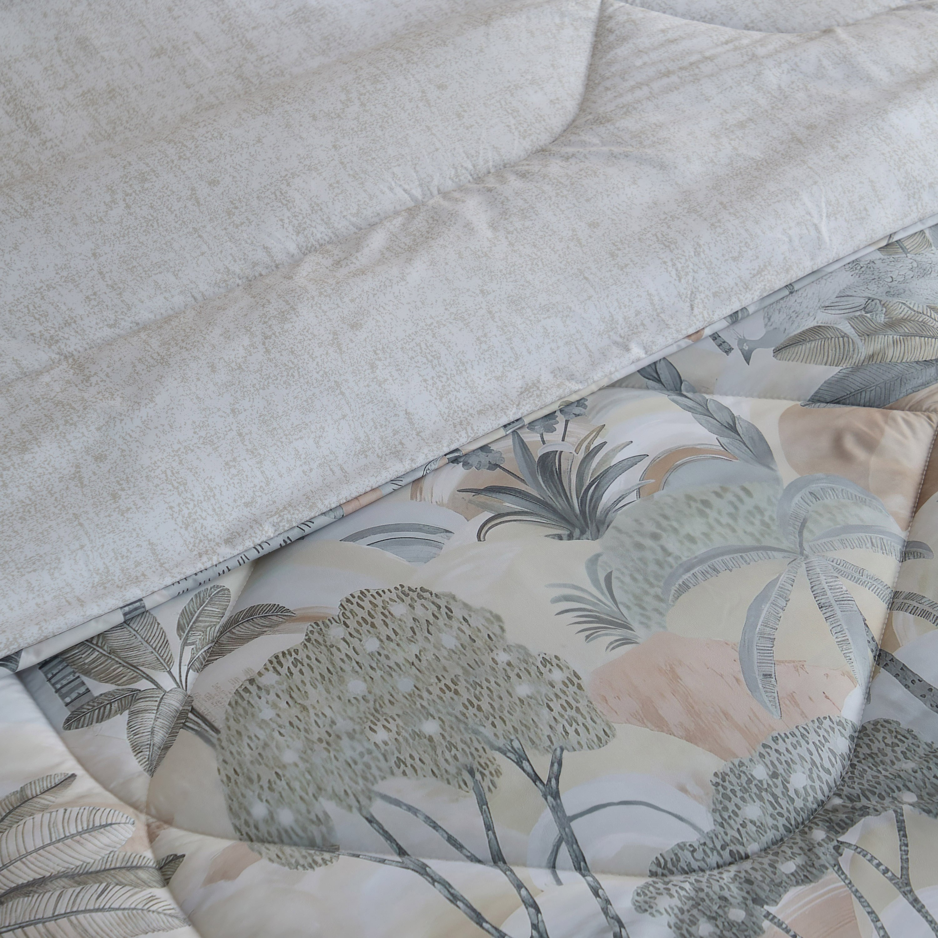 Hampton Palm 6-Piece Microfibre Printed BIAB King Comforter Set - 220x240 cm-hbxhomeware-hbxbedroom-image-4