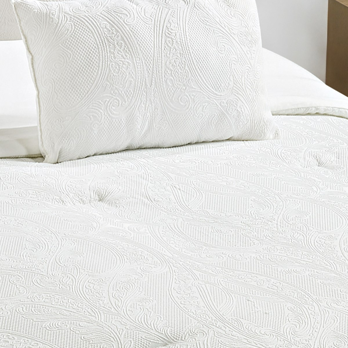 طقم لحاف كينج بايب جاكار بيزلي 7 قطع من وايت بليس - 220x240 سم-hbxhomeware-hbxbedroom-image-4