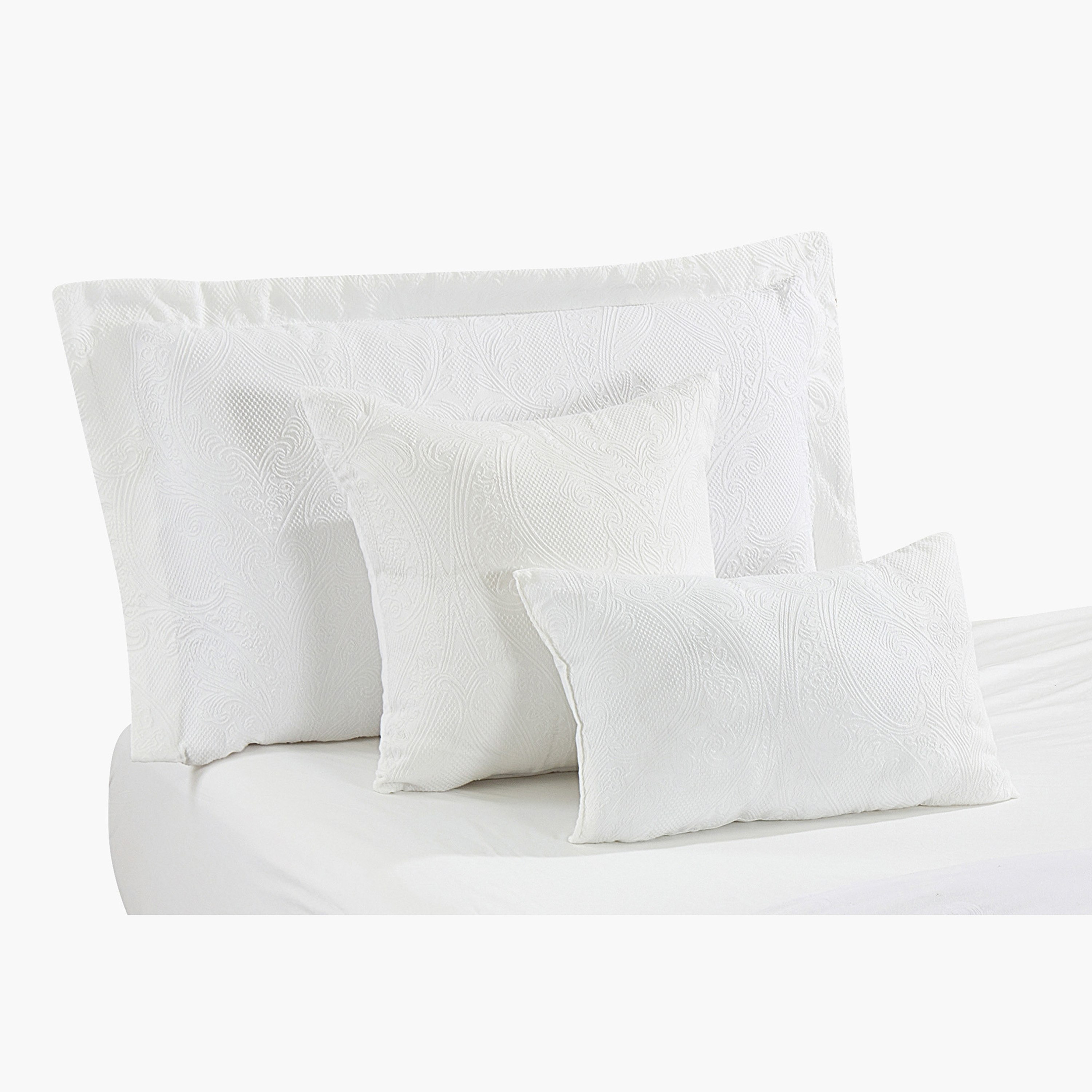 طقم لحاف كينج بايب جاكار بيزلي 7 قطع من وايت بليس - 220x240 سم-hbxhomeware-hbxbedroom-image-5