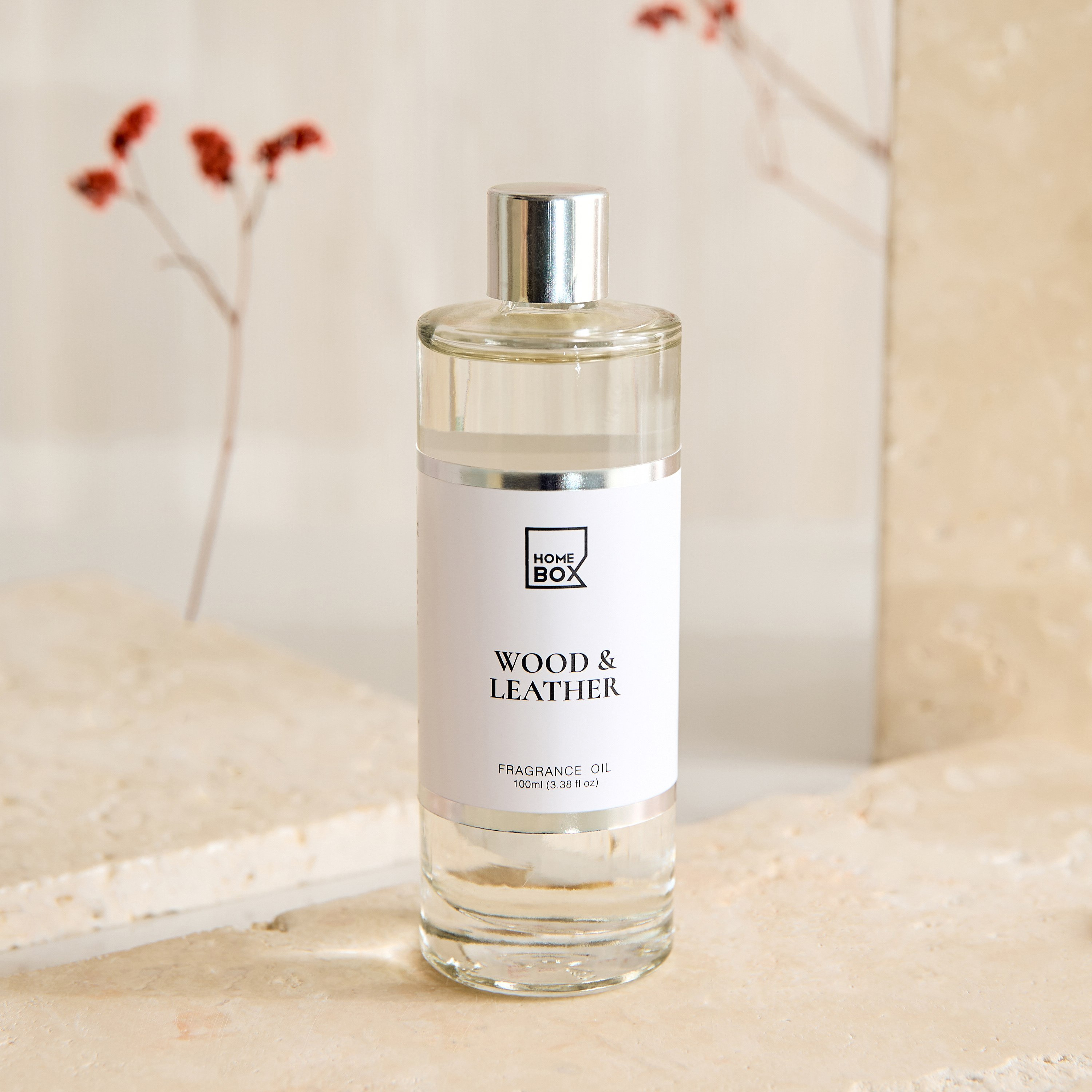 Nina Allure Oudh Tobacco Fragrance Oil in Glass Bottle - 100 ml-hbxhomeware-hbxdecorandfurnishings-image-4