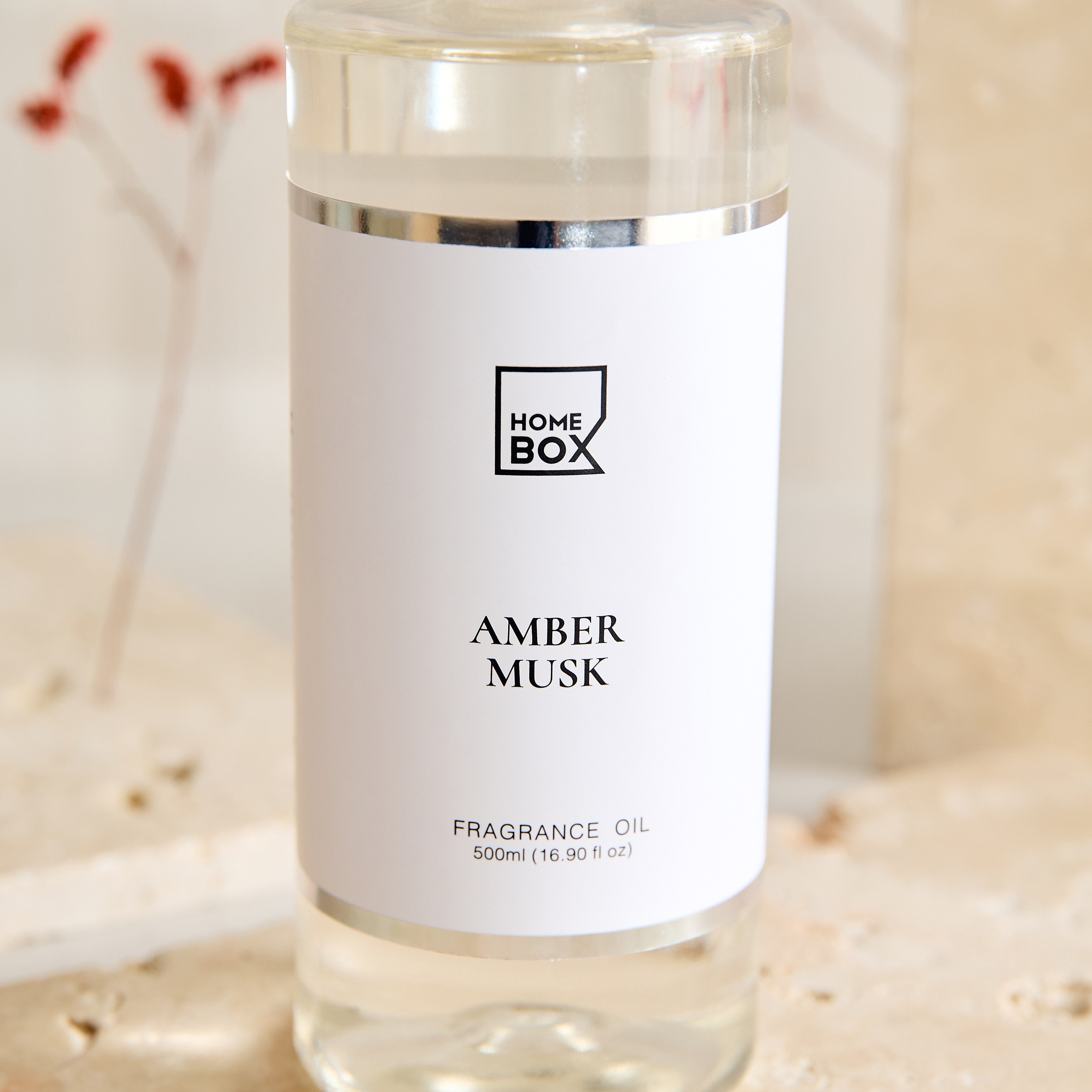 زيت عطري برائحة المسك والعنبر في قارورة بولي إيثيلين تيرفثالات من نينا ألور - 500 مل-hbxhomeware-hbxdecorandfurnishings-image-2