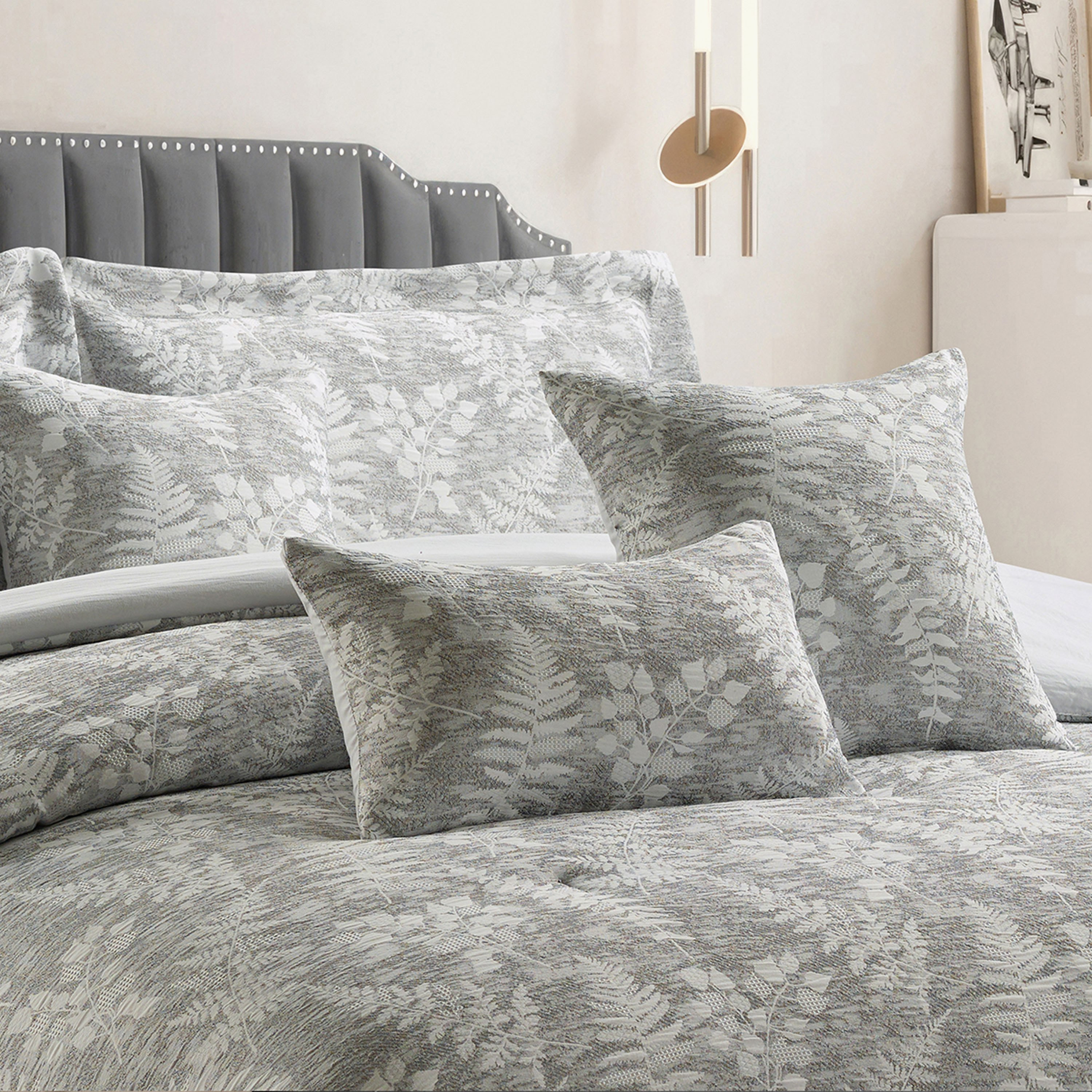 طقم لحاف جاكار مقاس كينج 7 قطع بتصميم أوراق شجر من براكستون - 220x240 سم-hbxhomeware-hbxbedroom-image-2