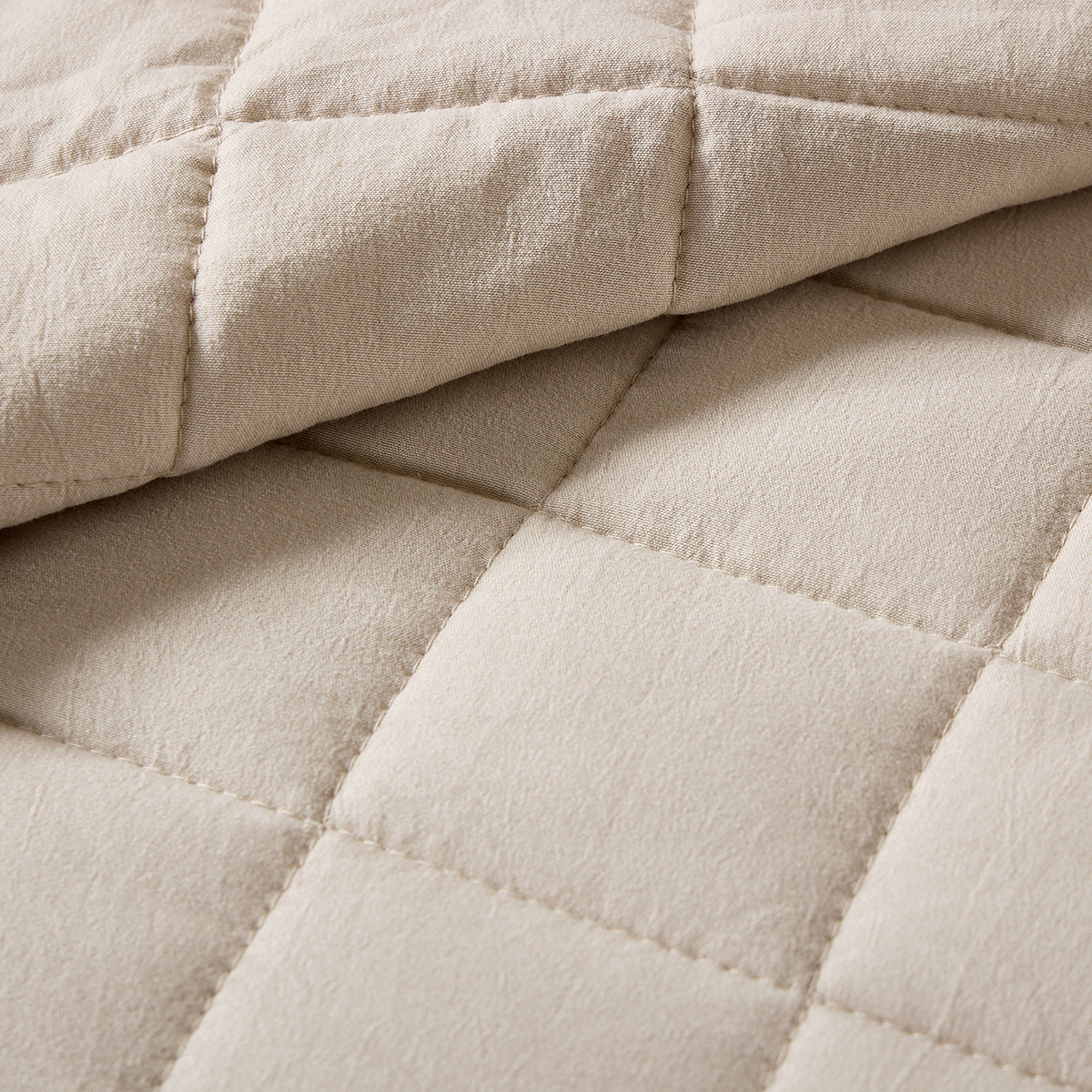 طقم لحاف كينج من الألياف الدقيقة المغسولة مسبقًا 3 قطع من ليكزس - 220×240 سم-hbxhomeware-hbxbedroom-image-3