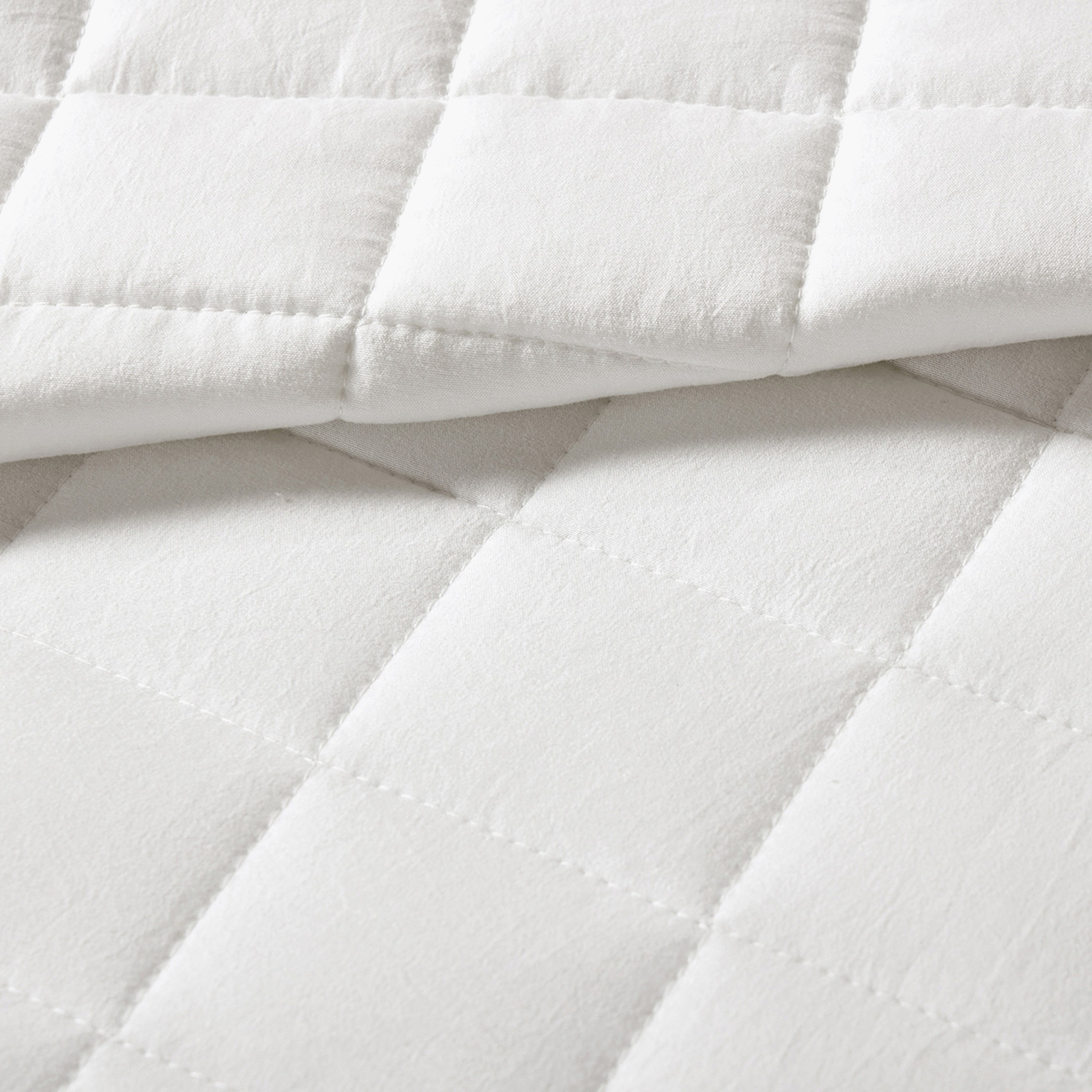 Lexus 3-Piece Prewashed Microfibe Twin Quilt Set - 160x220 cm-hbxhomeware-hbxbedroom-image-4