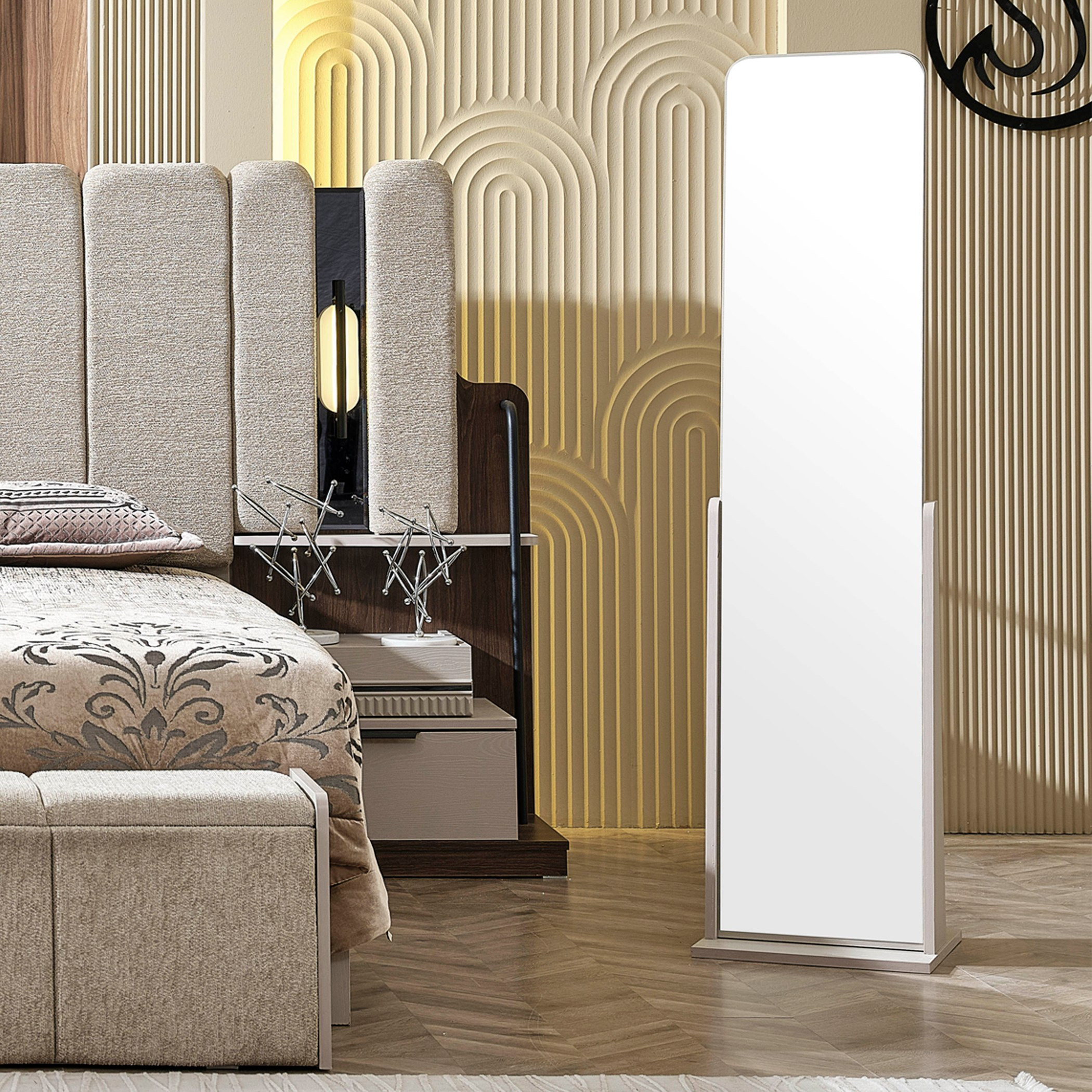 مرآة أرضية قائمة بذاتها من ليدز-PROMO_HB_UAE_HBX10_250526-image-1