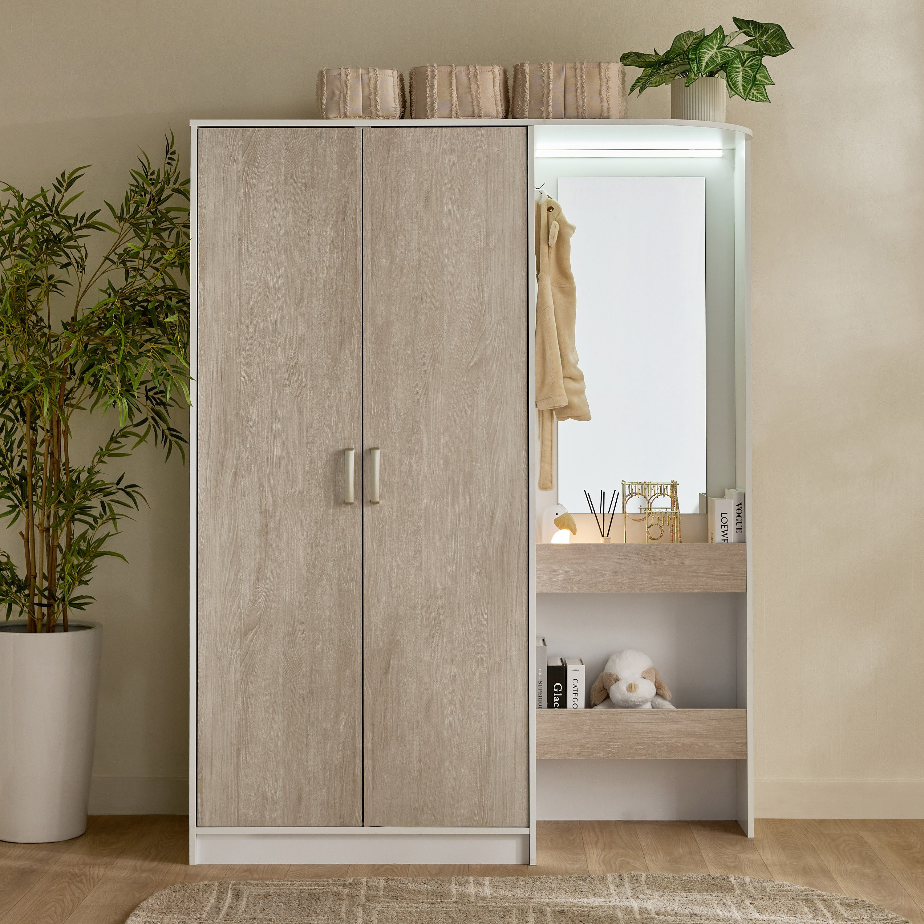 خزانة ملابس ببابين مع مرآة وأرفف مفتوحة وإضاءة من فانيلا هالمستاد-hbxfurniture-wardrobes-image-2