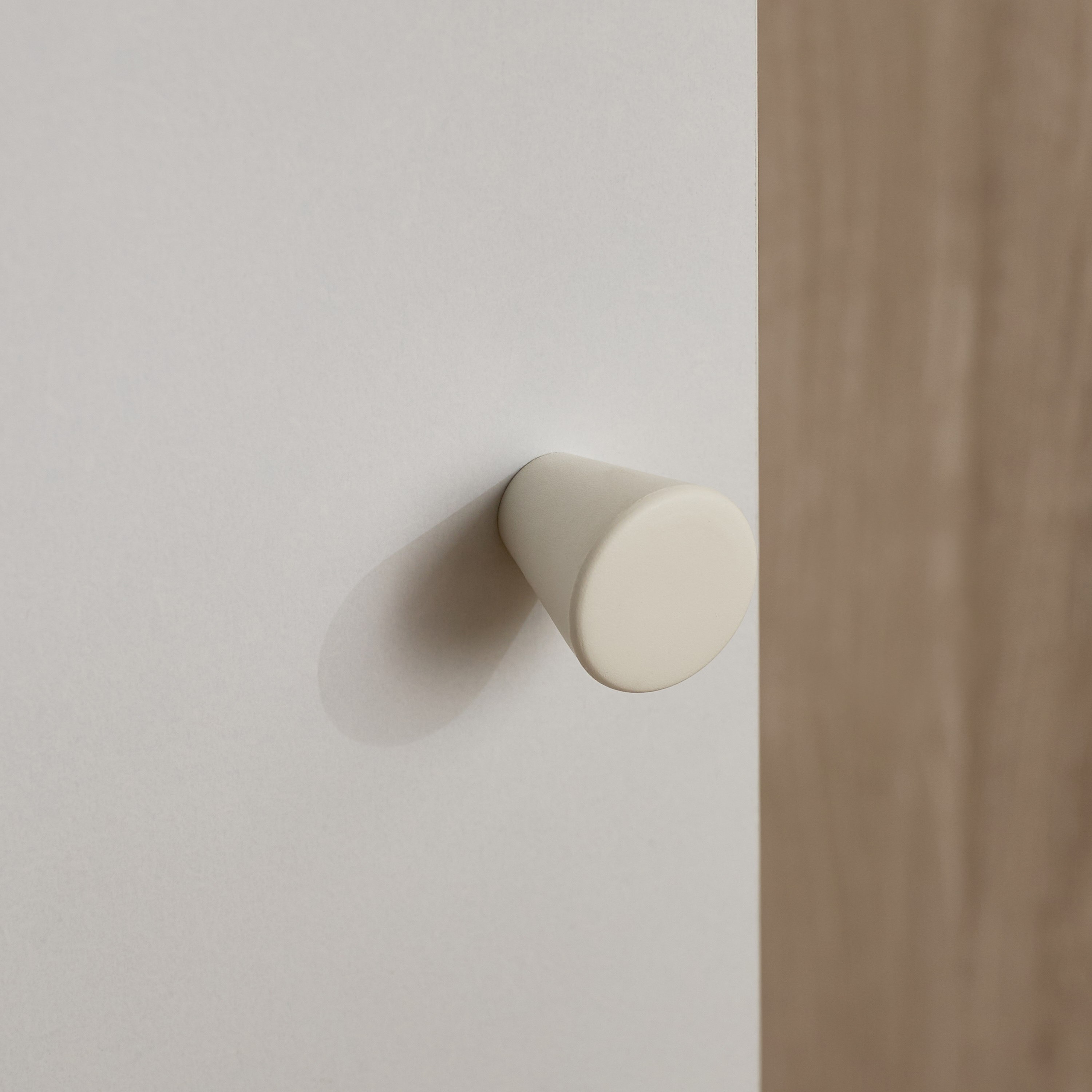Movo Ivory Halmstad Vertical Dresser-hbxfurniture-kidsroom-kidsdressersandmirrors-image-4