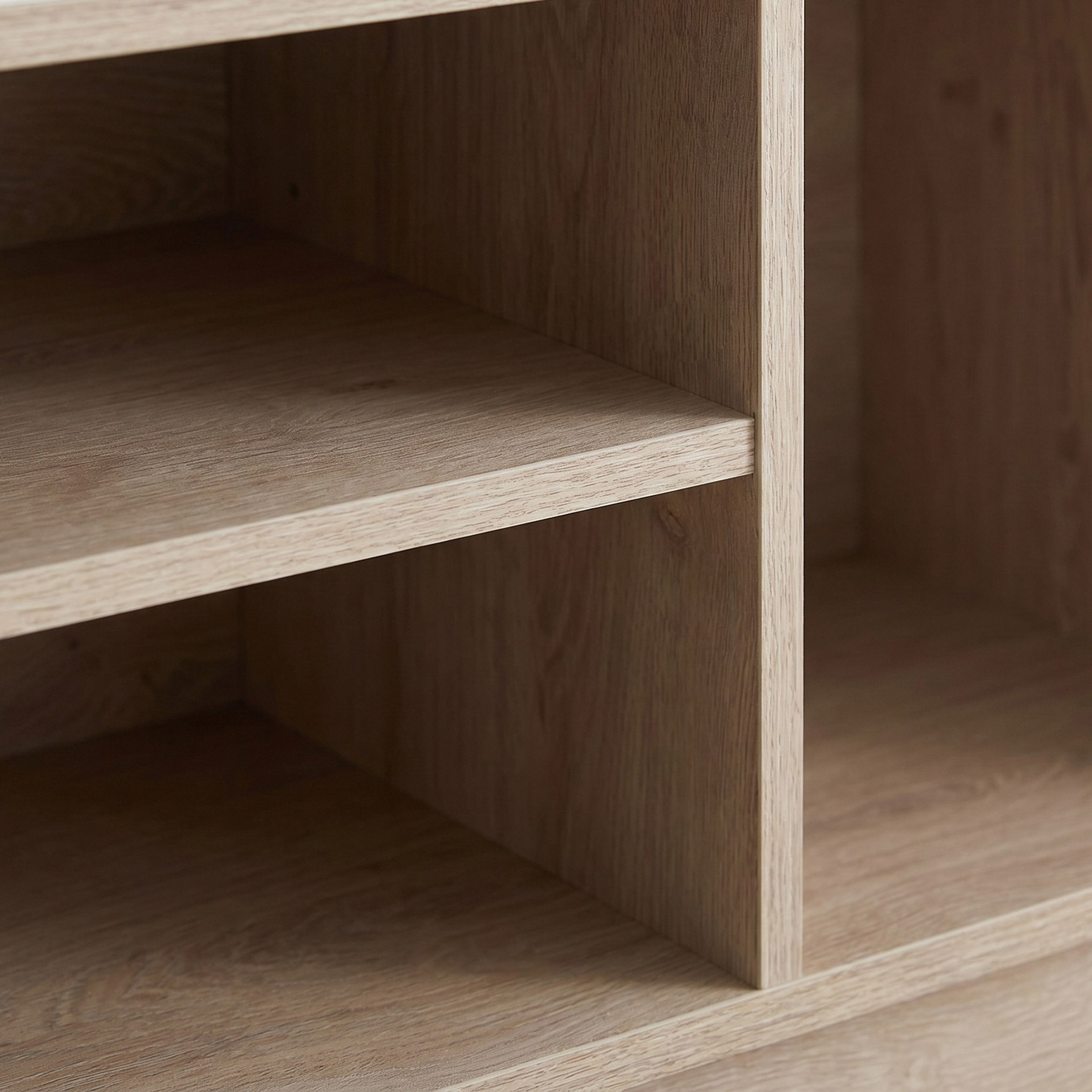مقعد بنش بخزانة أحذية لـ5 زوجًا وباب آيفوري هالمستاد من موڤو-hbxbedroom-shoecabinetsandracks-image-5