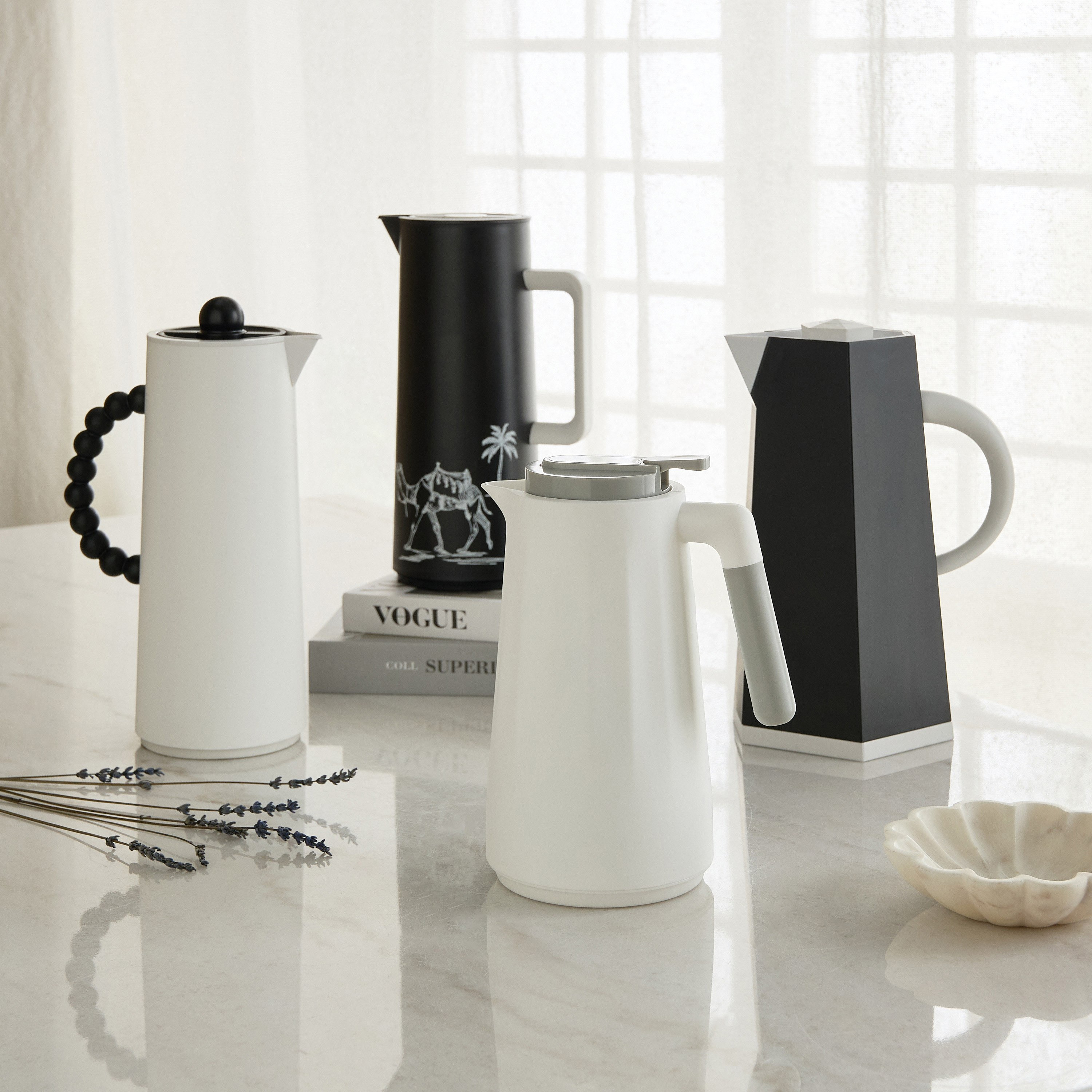 Austin Hot and Cold Vacuum Flask - 1 L-hbxhomeware-hbxkitchen-image-5