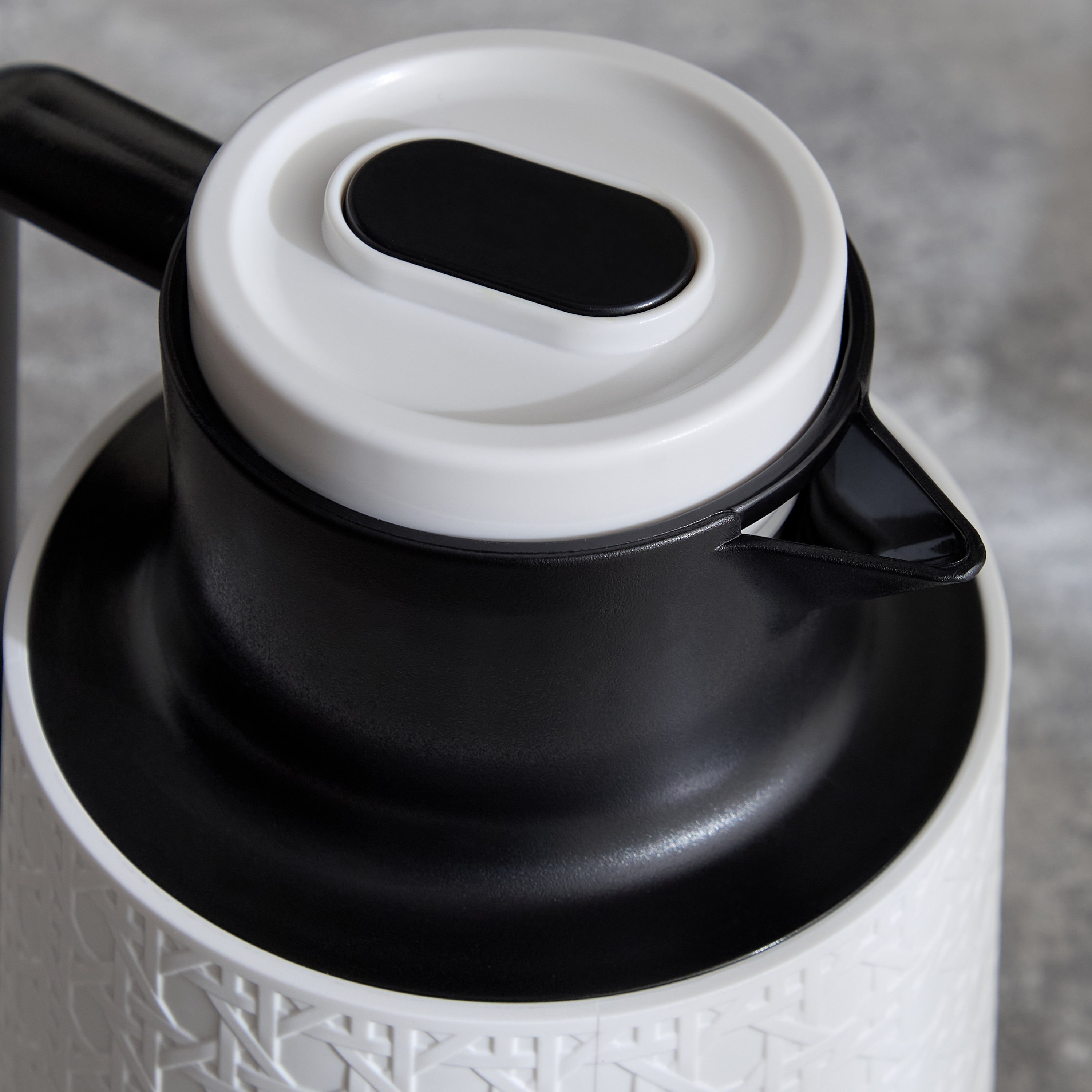 ترمس بارز الملمس من ريدج - 1 لتر-hbxhomeware-hbxkitchen-image-7