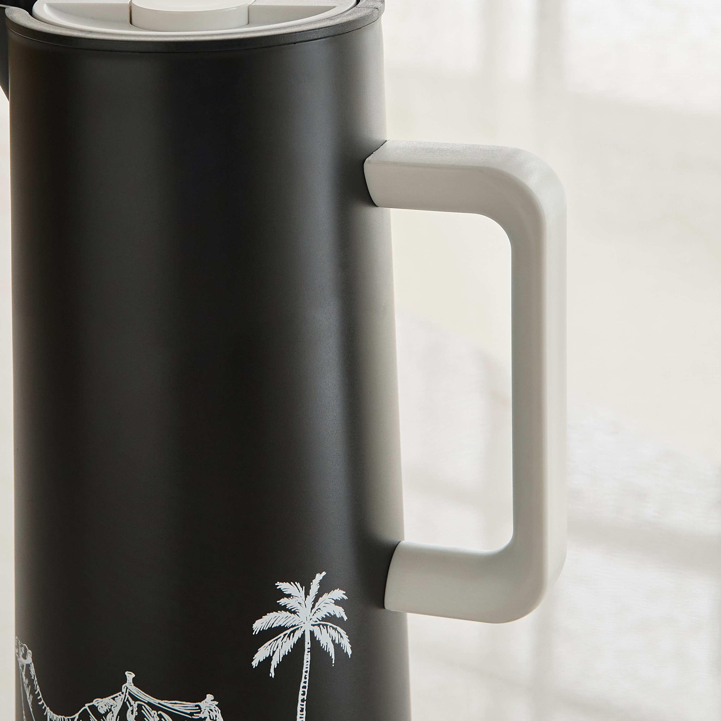 Ridge Hot and Cold Camel Vacuum Flask - 1 L-hbxhomeware-hbxkitchen-image-4