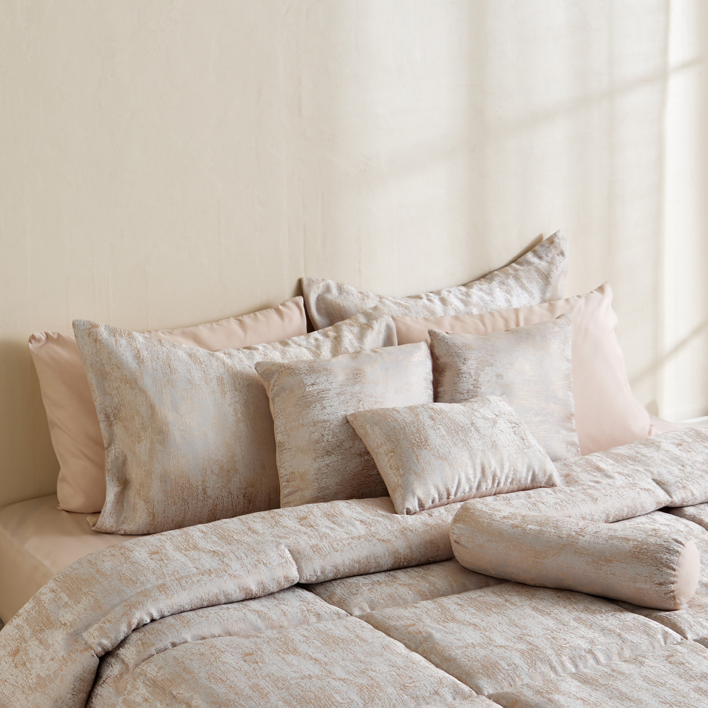 Samara 10-Piece Jacquard BIAB Super King Comforter Set - 240x260 cm-hbxhomeware-hbxbedroom-image-1