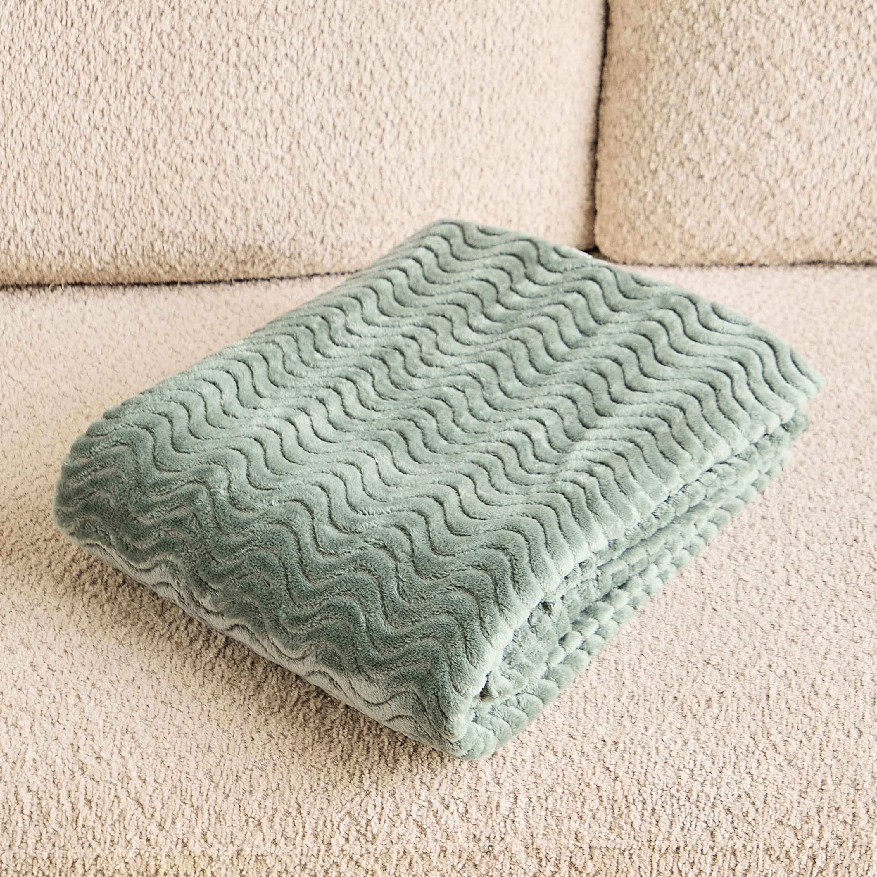 Wave Jacquard Flannel Throw - 130x160 cm-PROMO_HB_AE_B1G1_250925-image-4