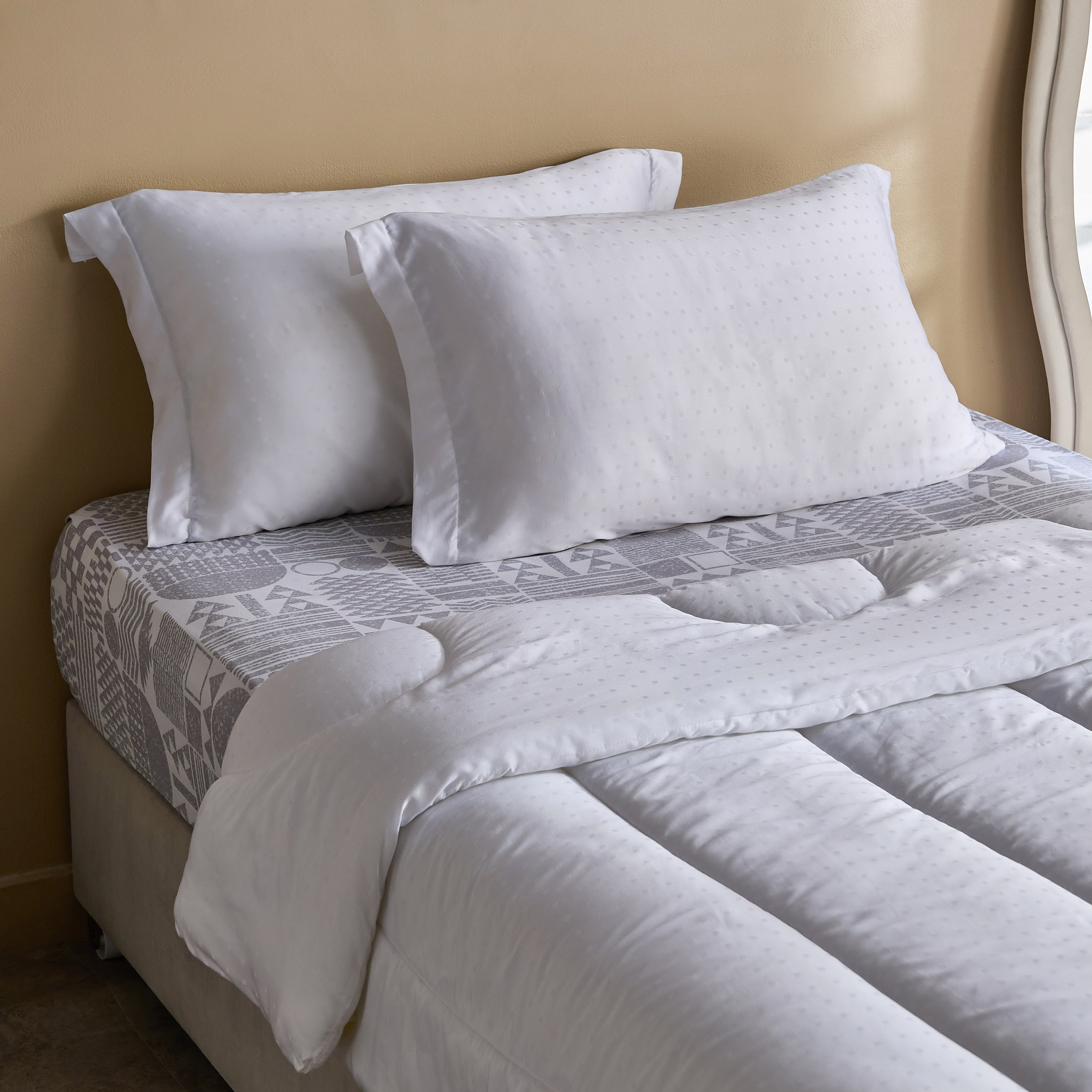 Tencelbliss 3-Piece Dobby Tencel Twin Comforter Set - 160x220 cm-hbxhomeware-hbxbedroom-image-1