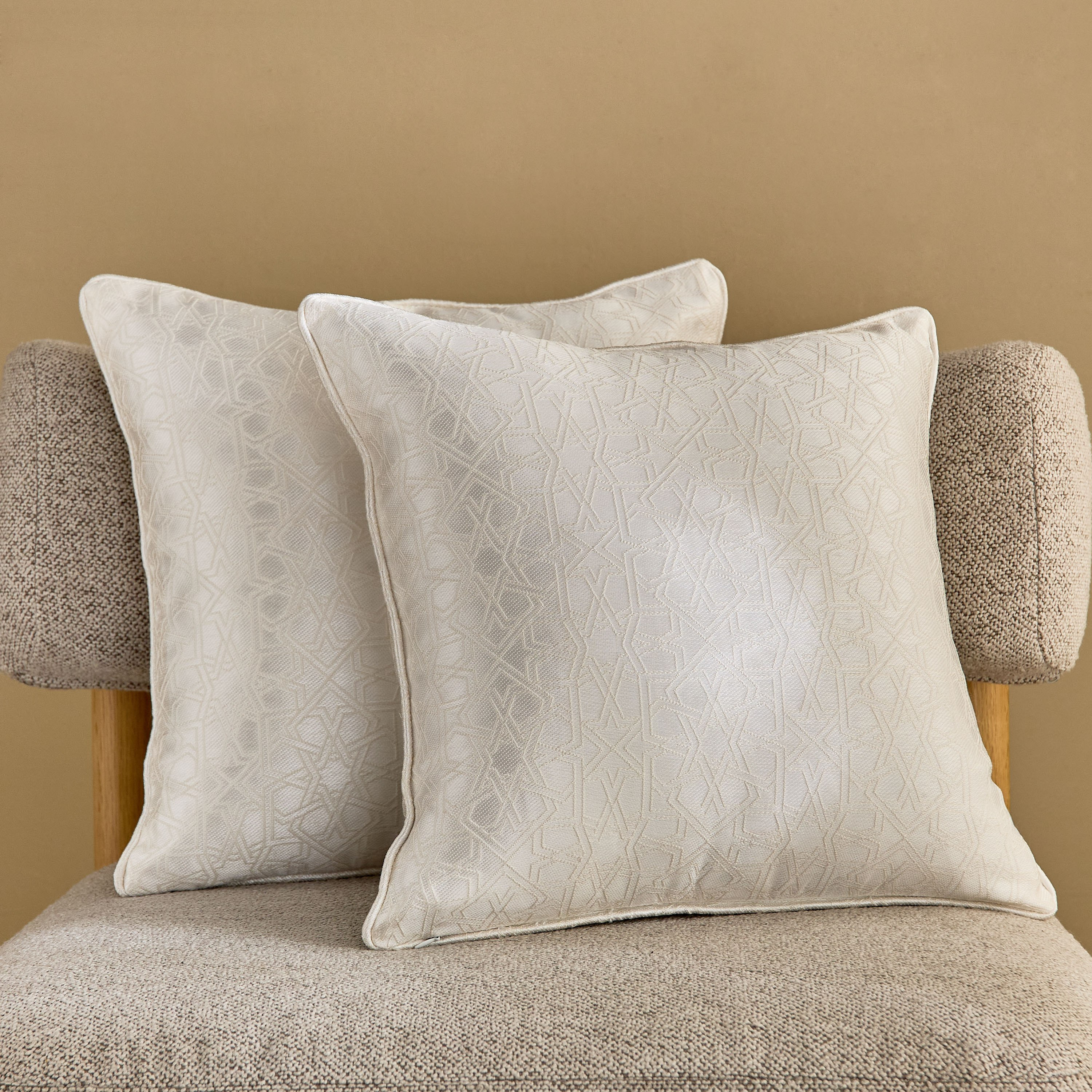 Layali Noor 2-Piece Jacquard Cushion Cover Set - 40x40 cm-hbxhomeware-cushionsandcovers-cushioncovers-image-1