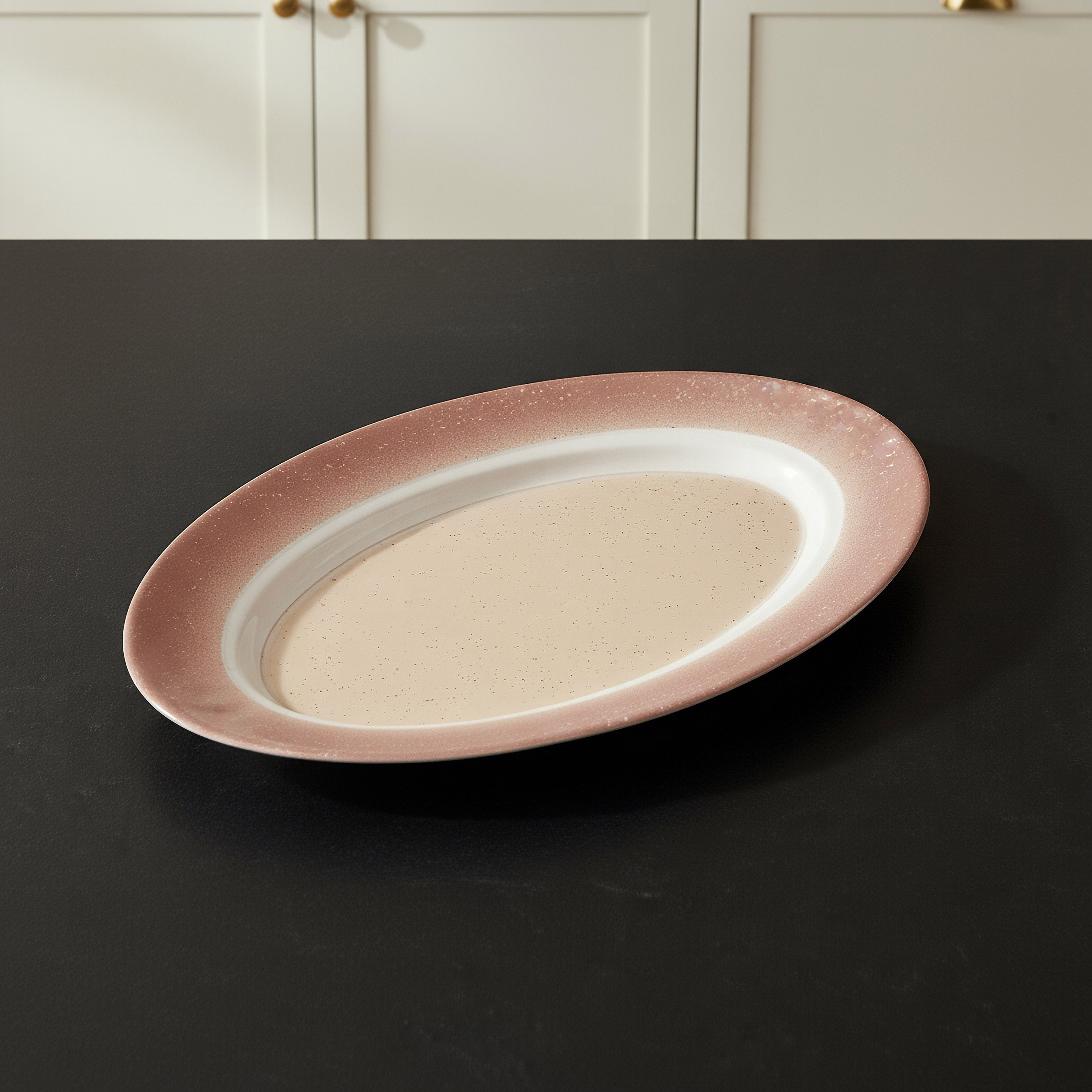 صحن بيضاوي من الزجاج آرتاسيم من لومينارك - 35 سم-hbxdecorandfurnishings-tabletop-crockery-image-1