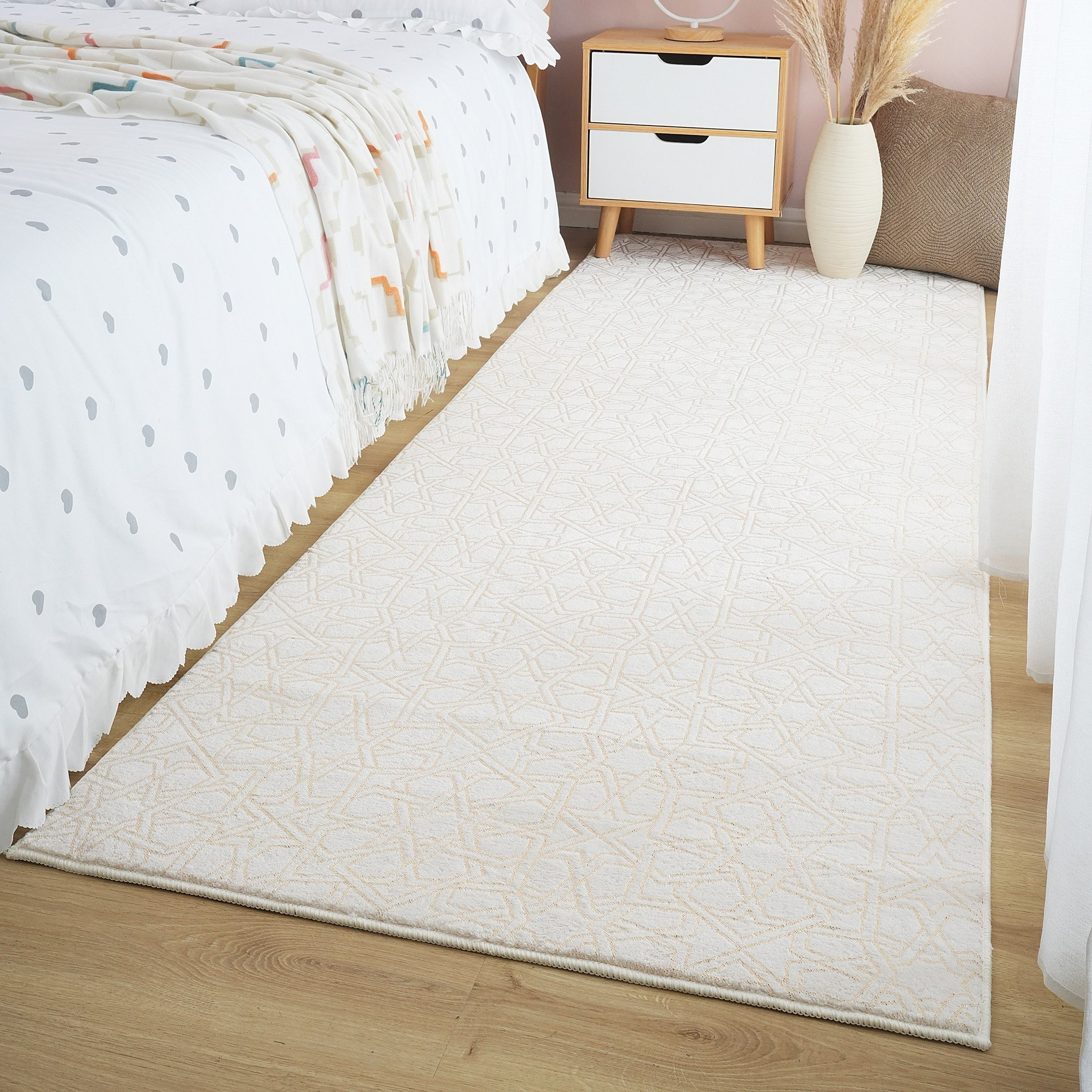 سجادة بطبعات رقائق معدنية من ليالي نور - 80x230 سم-hbxdecorandfurnishings-floorcoverings-rugs-image-1