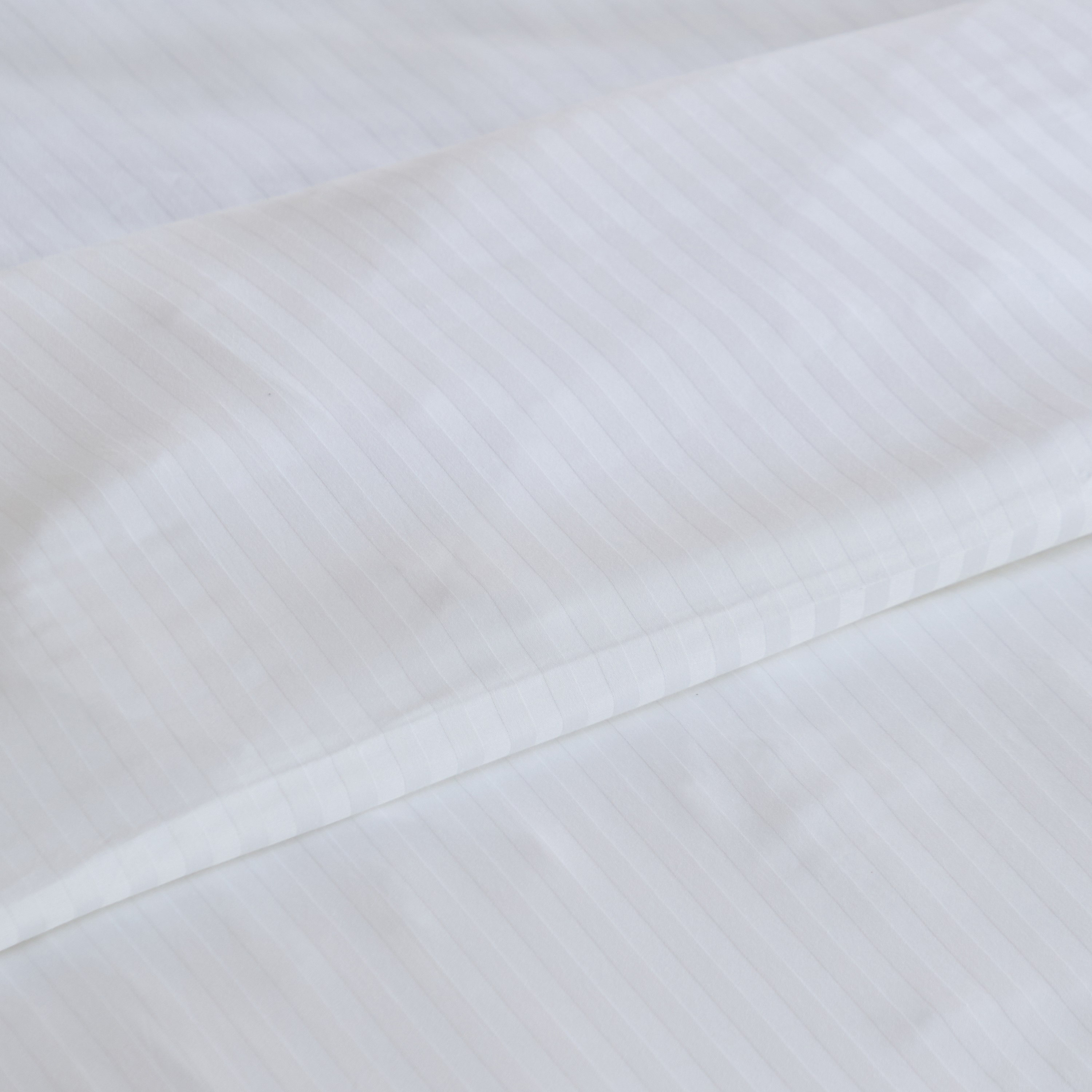 طقم شرشف مطاطي وغطاء لحاف كينج 4 قطع من هاميلتون-hbxhomeware-hbxbedroom-image-4