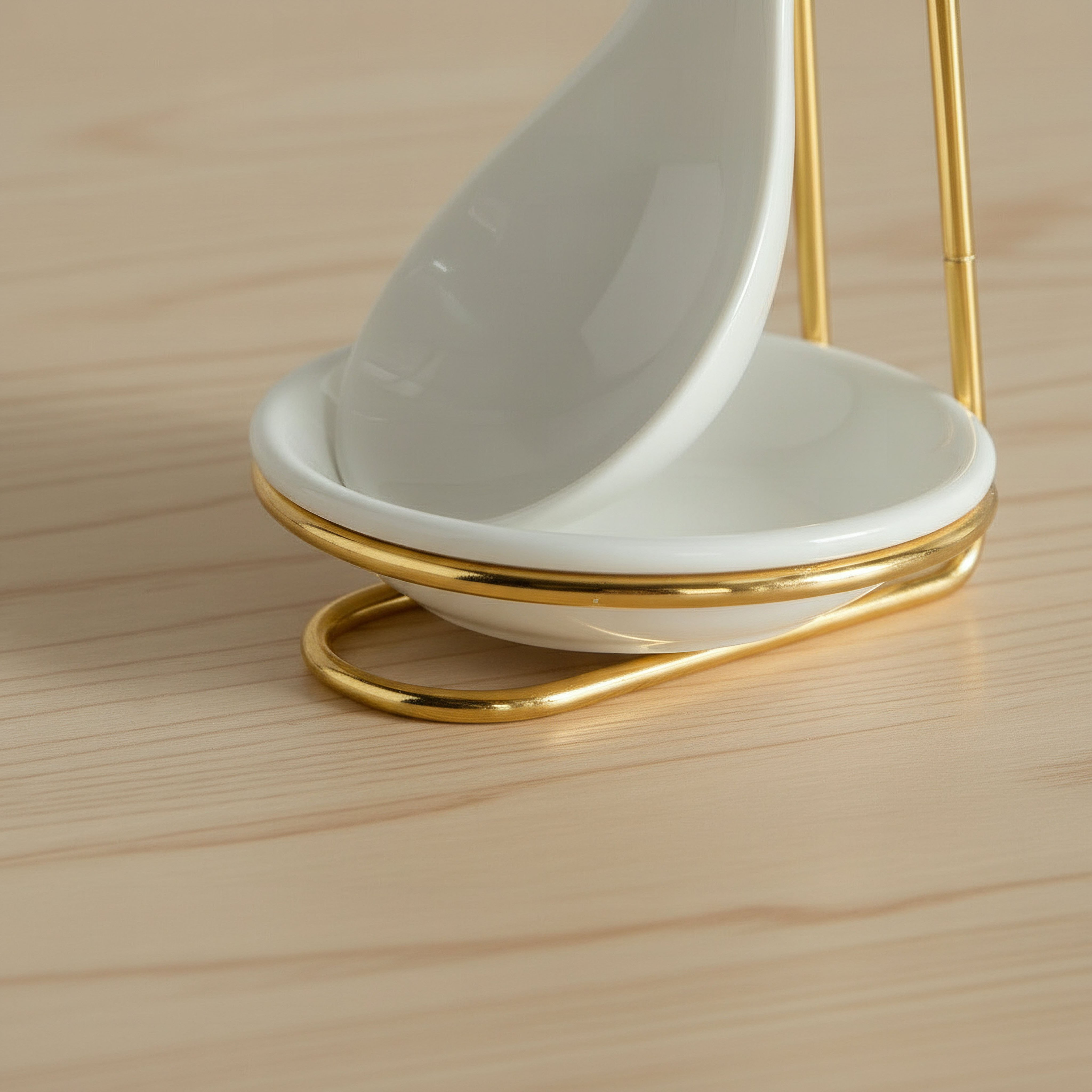 Noor Luxe Serving Spoon Rest with Holder-hbxdecorandfurnishings-tabletop-serveware-image-2