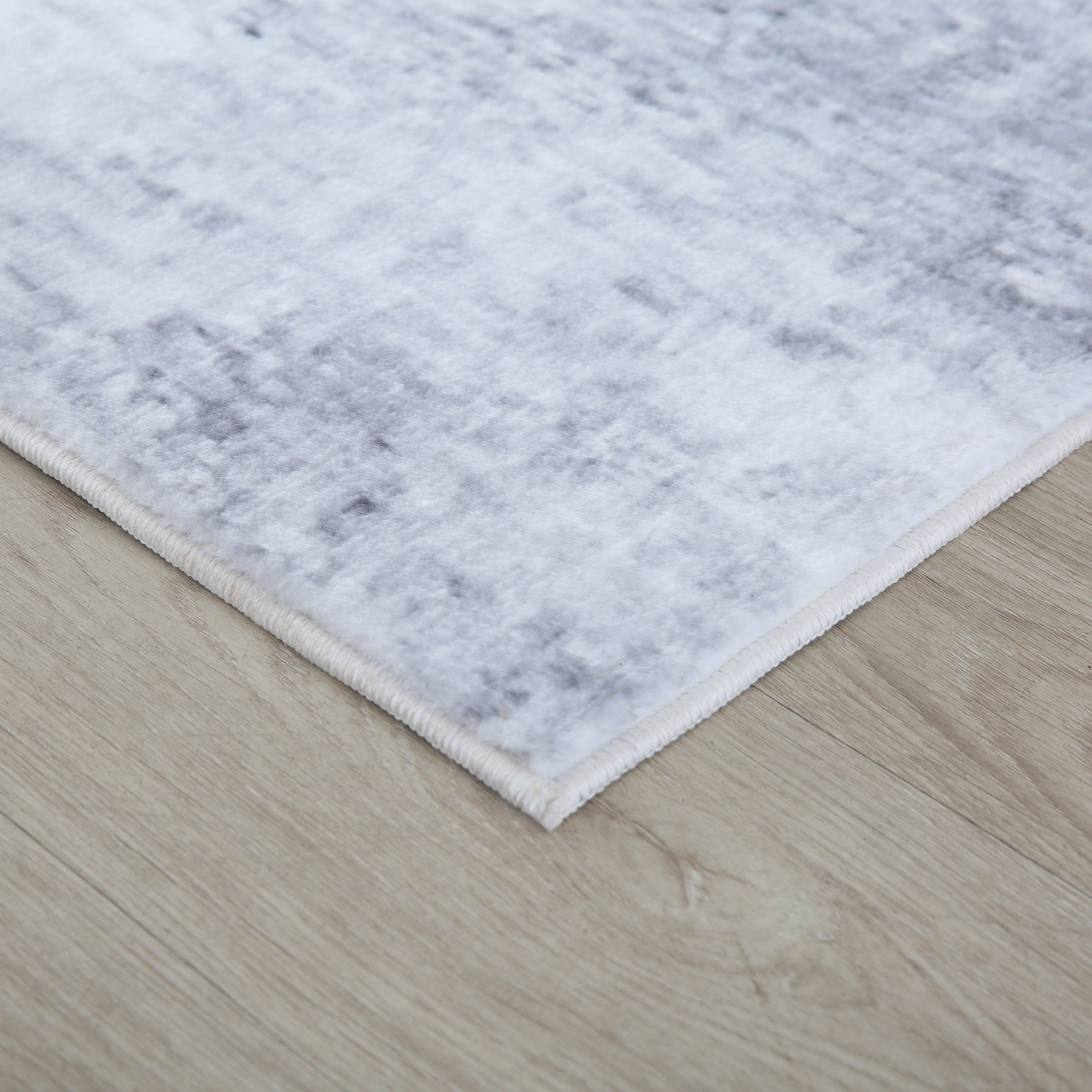 سجادة فرو مخملية بطبعات زايلا من بريستول - 160x230 سم-hbxdecorandfurnishings-floorcoverings-rugs-image-2