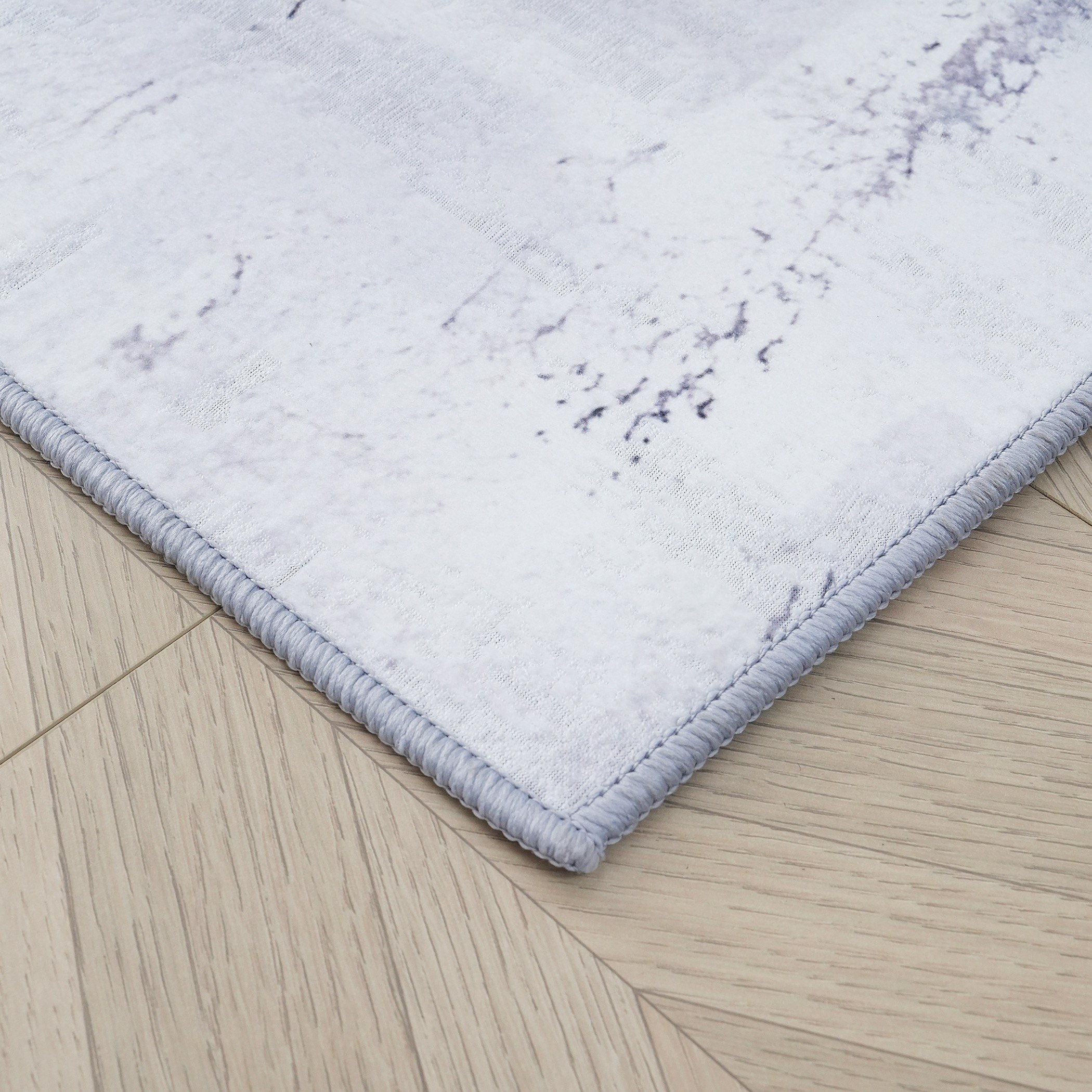Clyde Avery Chenille Printed Rug - 150x200 cm-hbxdecorandfurnishings-floorcoverings-rugs-image-2