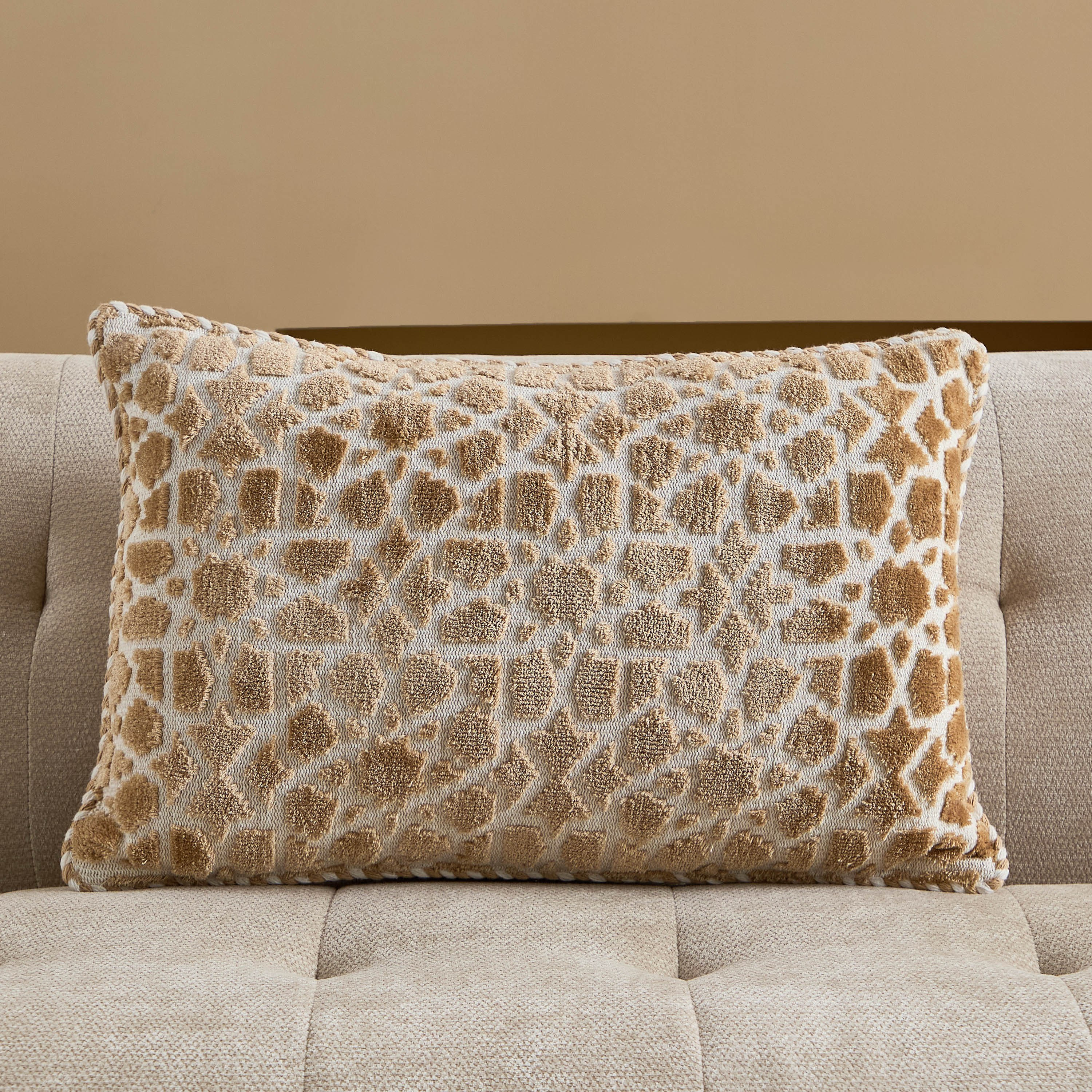 Layali Noor Viscose Knitted Filled Cushion - 40x60 cm-hbxhomeware-hbxbedroom-image-1