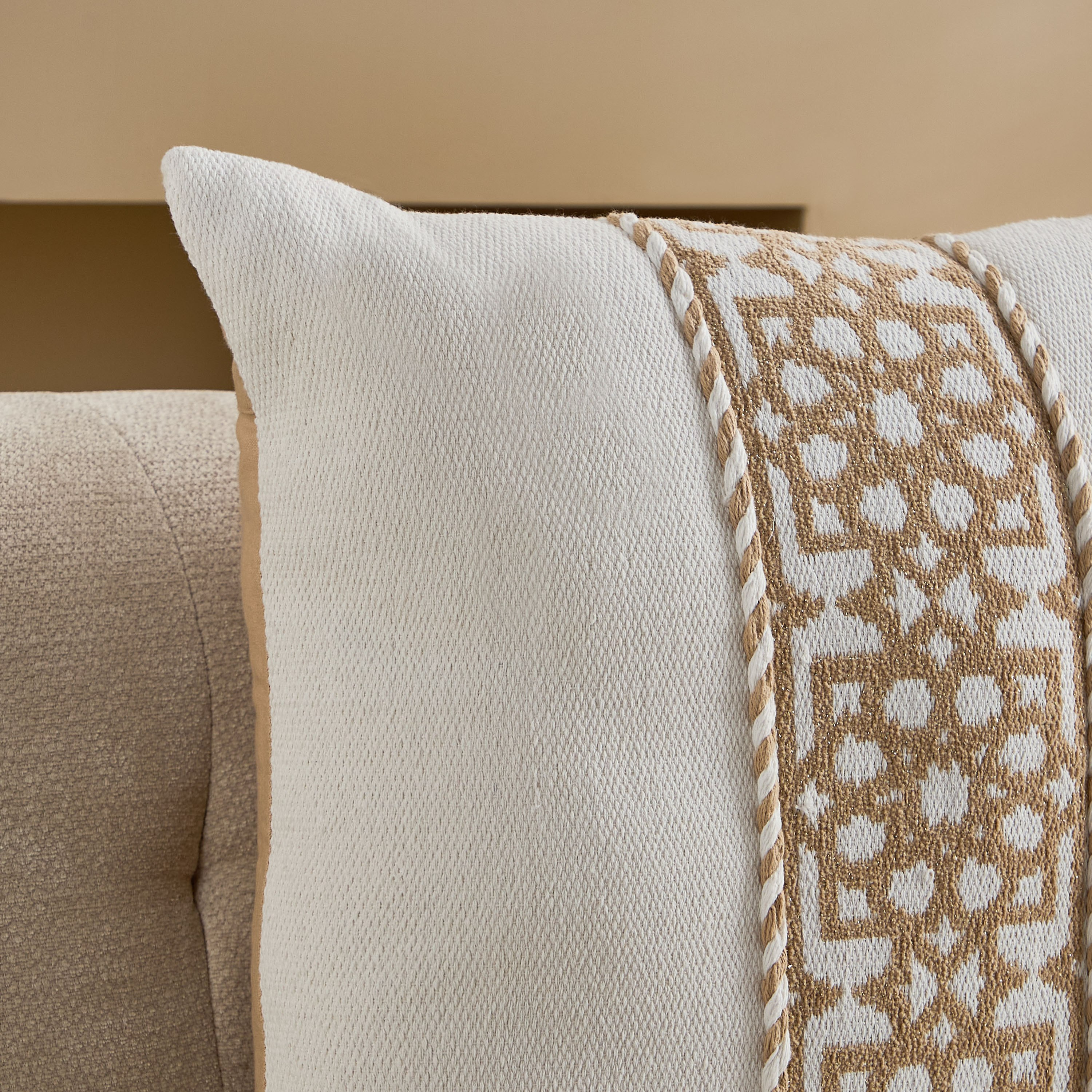 وسادة محشوة جاكار قطن نور من ليالي - 50x50 سم-hbxhomeware-hbxbedroom-image-5