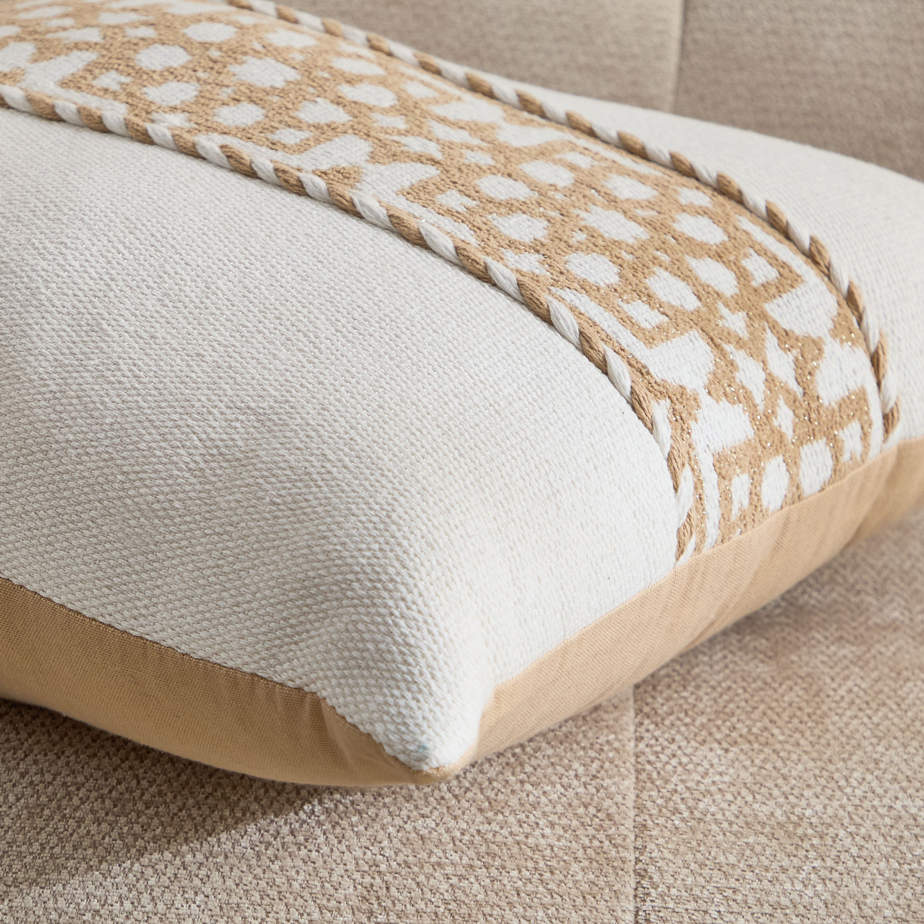 وسادة محشوة جاكار قطن نور من ليالي - 50x50 سم-hbxhomeware-hbxbedroom-image-6