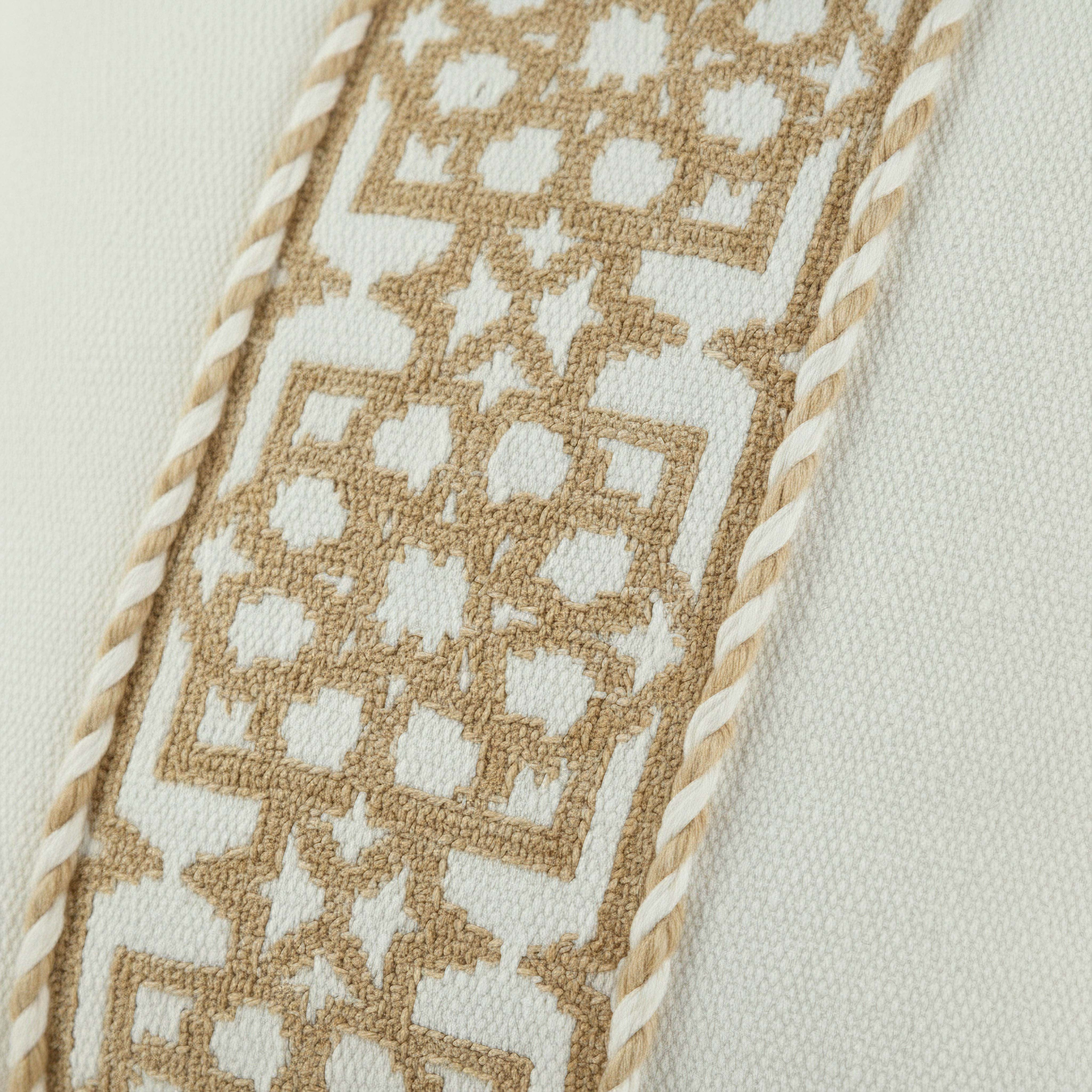 وسادة محشوة جاكار قطن نور من ليالي - 50x50 سم-hbxhomeware-hbxbedroom-image-2