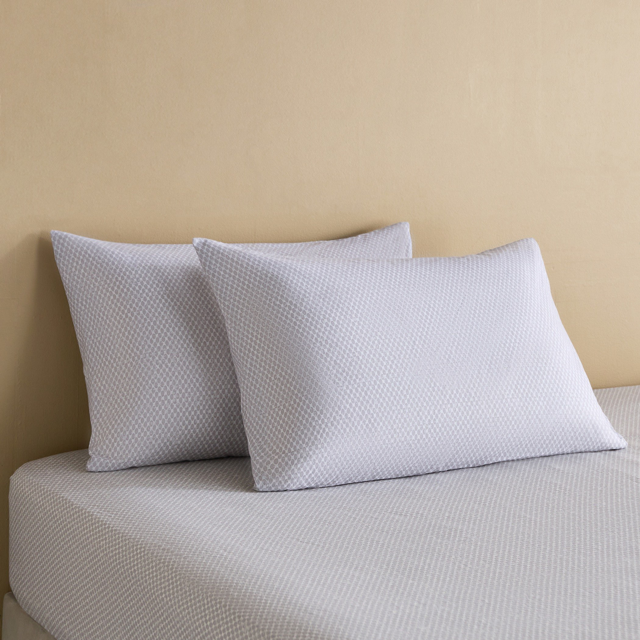 طقم أغطية وسائد قطن قطعتين جيوتري من ألبانيا - 50x75 سم-hbxhomeware-hbxbedroom-image-1