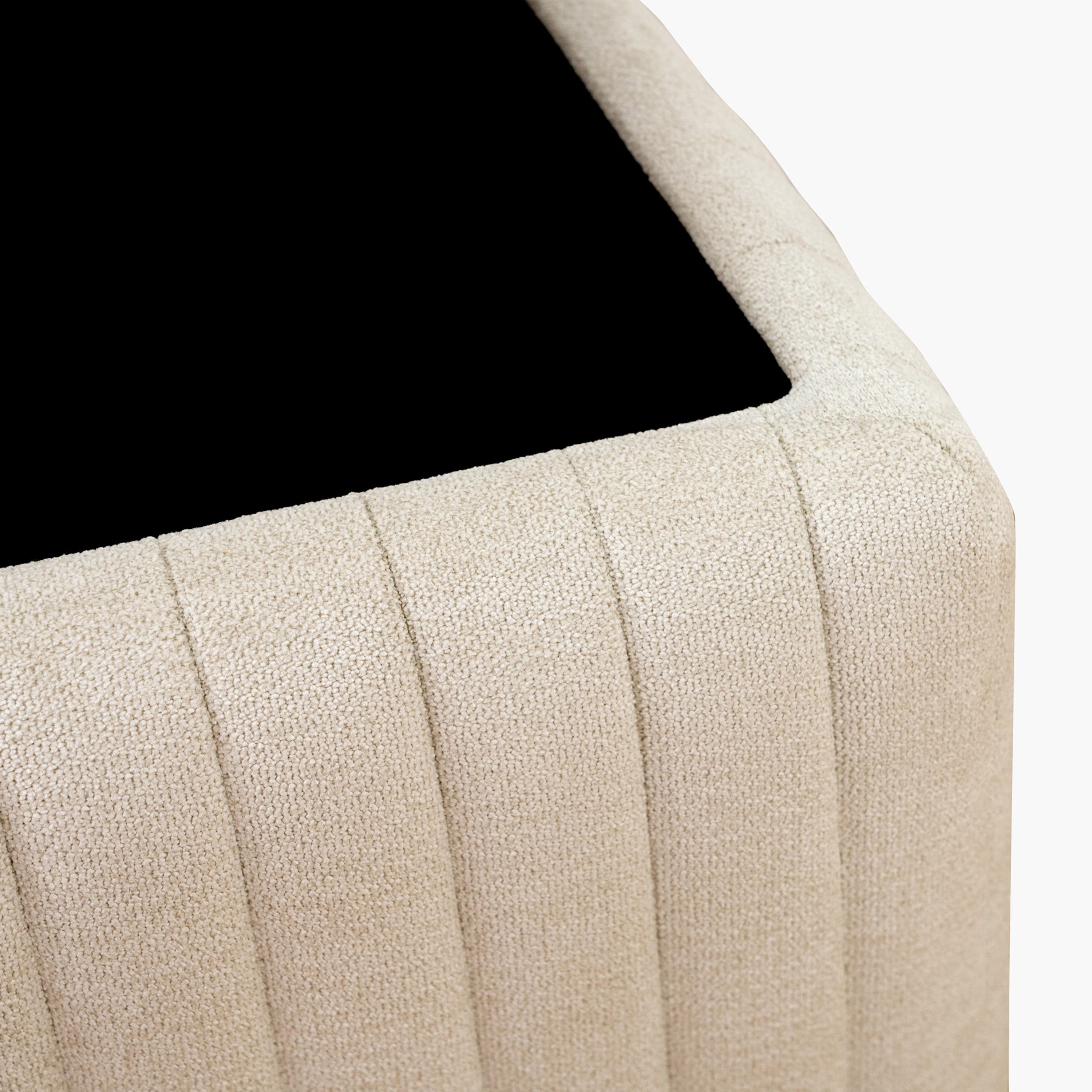 Hampton Upholstered Bed Bench with Storage - 130x50x45 cm-hbxfurniture-sofasandarmchairs-benches-image-4
