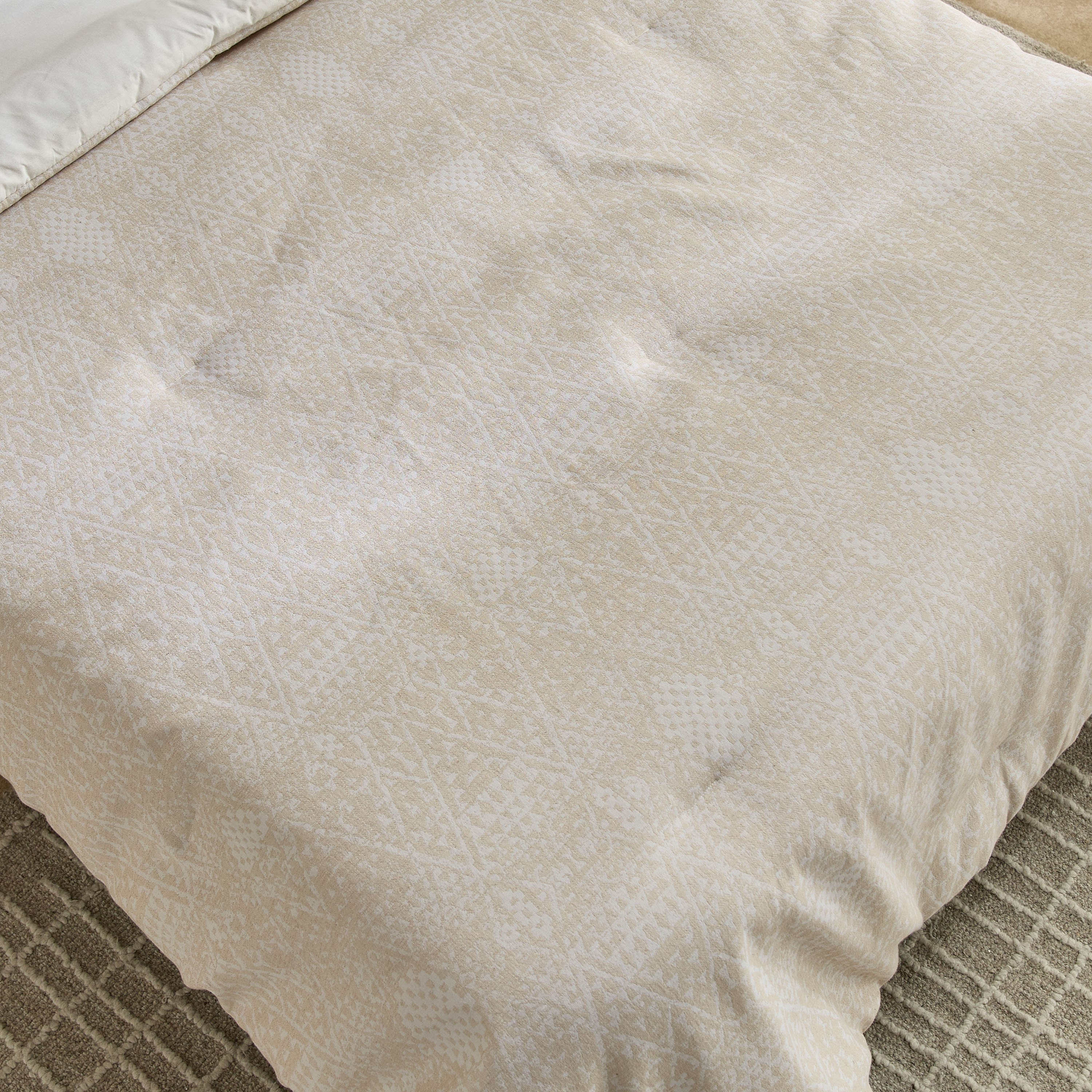 Weave Elegance Distress 3-Piece Twin Comforter Set - 160x220 cm-hbxhomeware-hbxbedroom-image-3