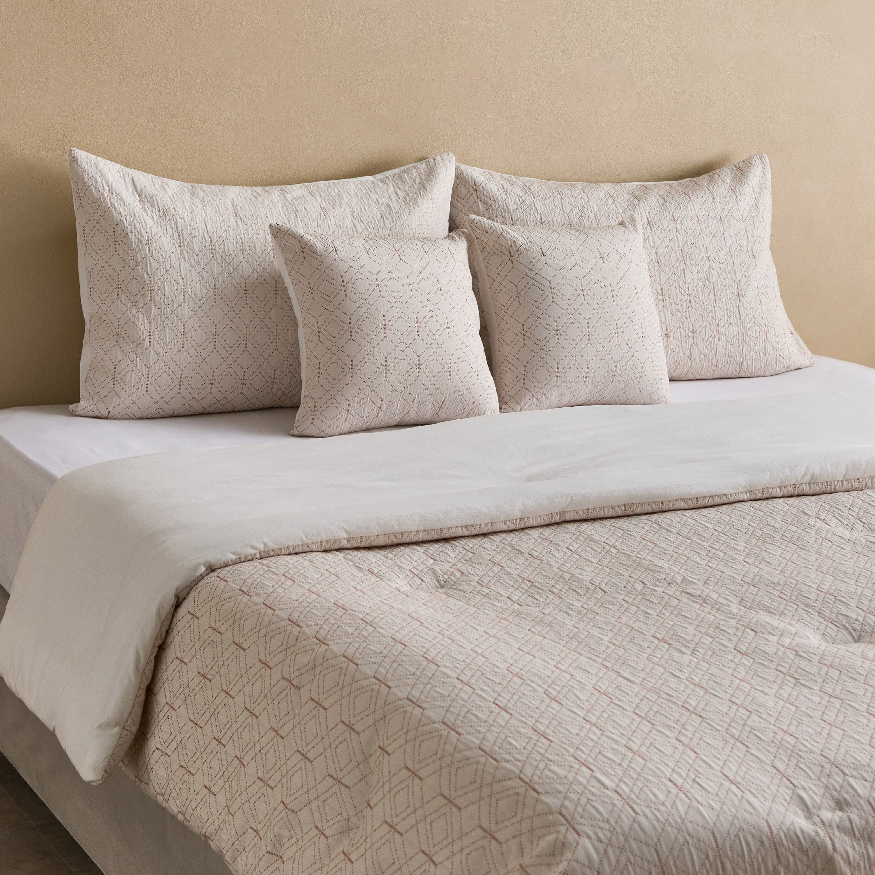 Weave Elegance Rice Stitch 5-Piece King Comforter Set - 220x240 cm-hbxhomeware-hbxbedroom-image-1