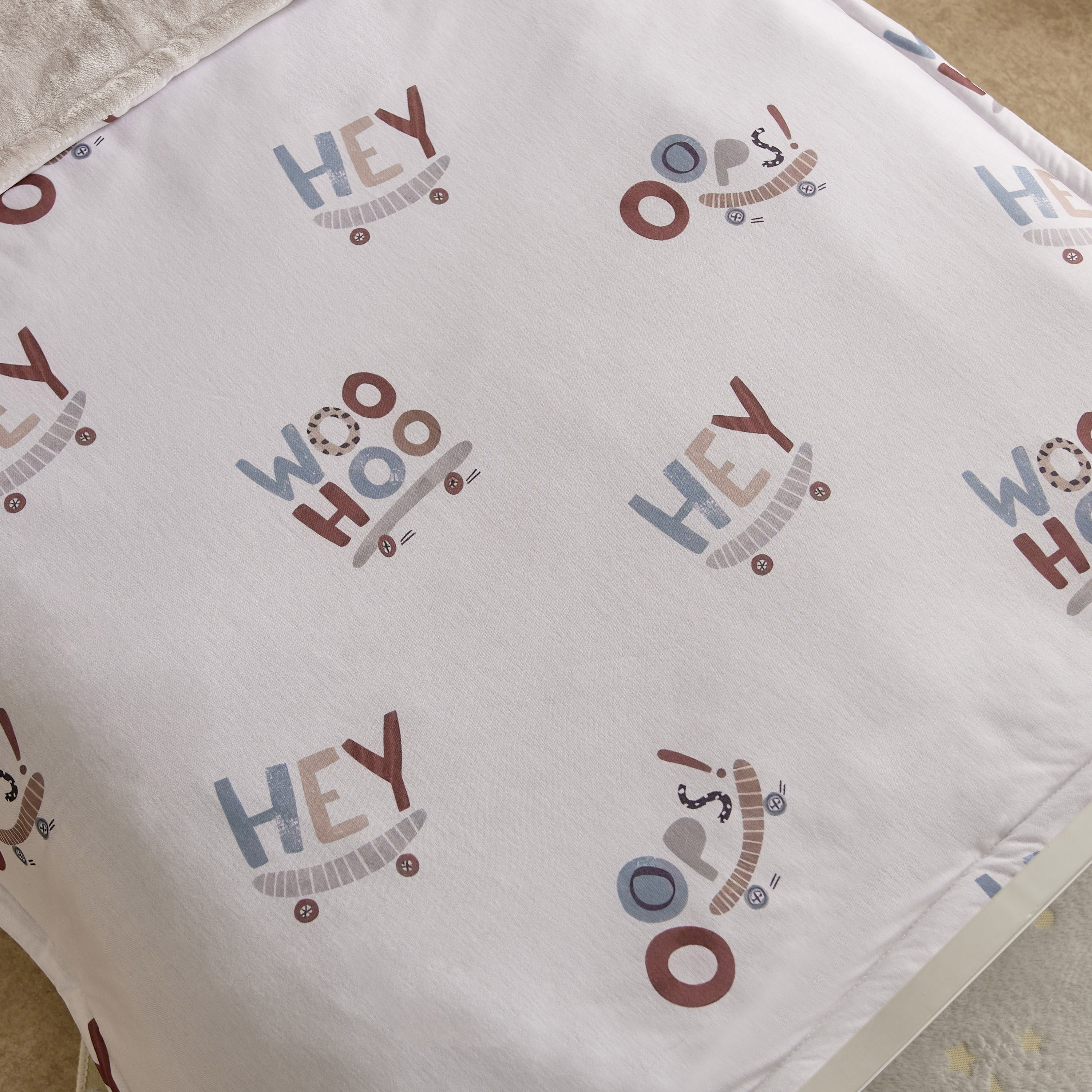 Joy Woo Hoo 2-Piece Toddler Comforter Set - 100x140 cm-hbxhomeware-hbxkidsandyouth-image-4