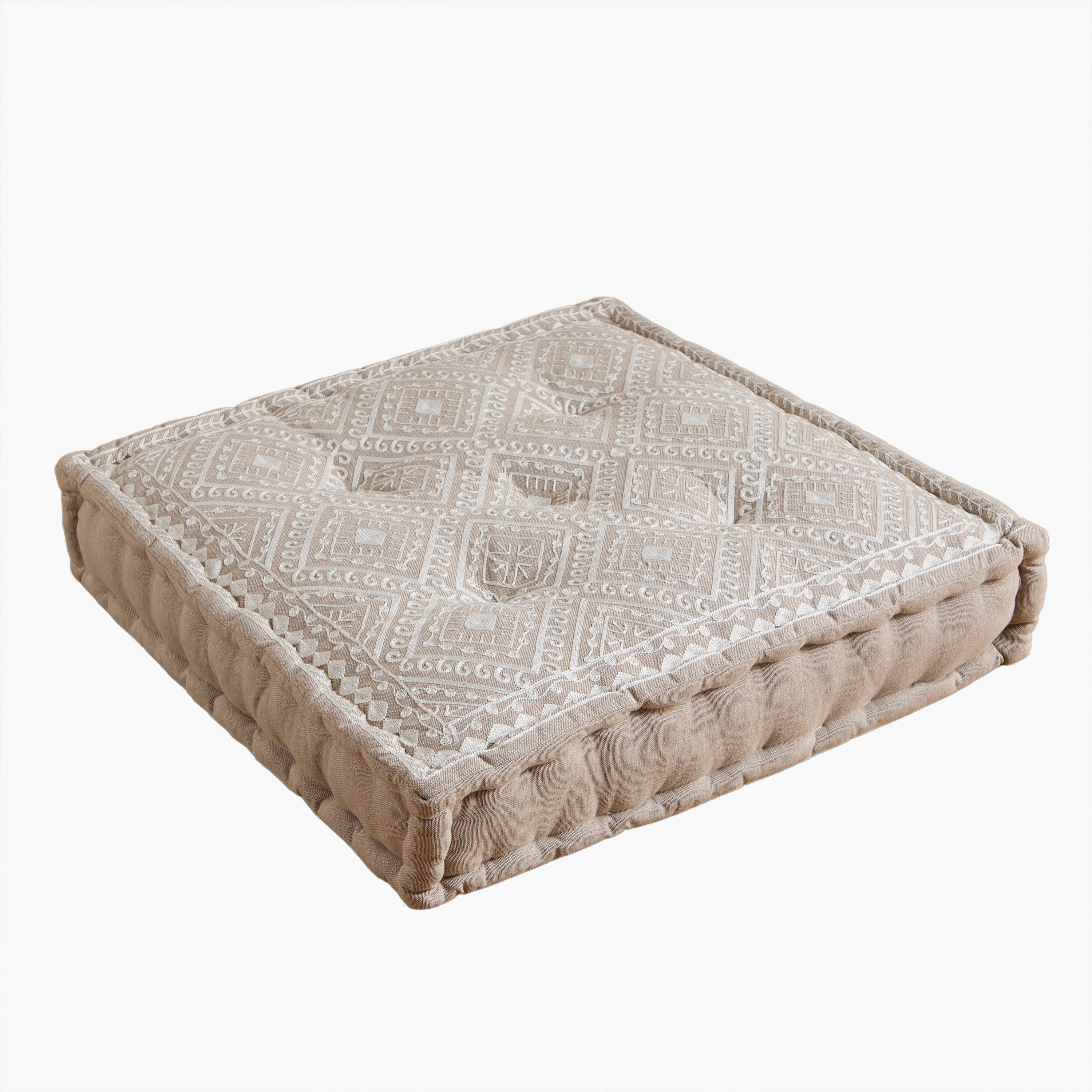 وسادة أرضية ميداليون بتطريز ماسي من مهرجان ديزرت  - 60×60×12 سم-hbxhomeware-hbxlivingroom-image-6