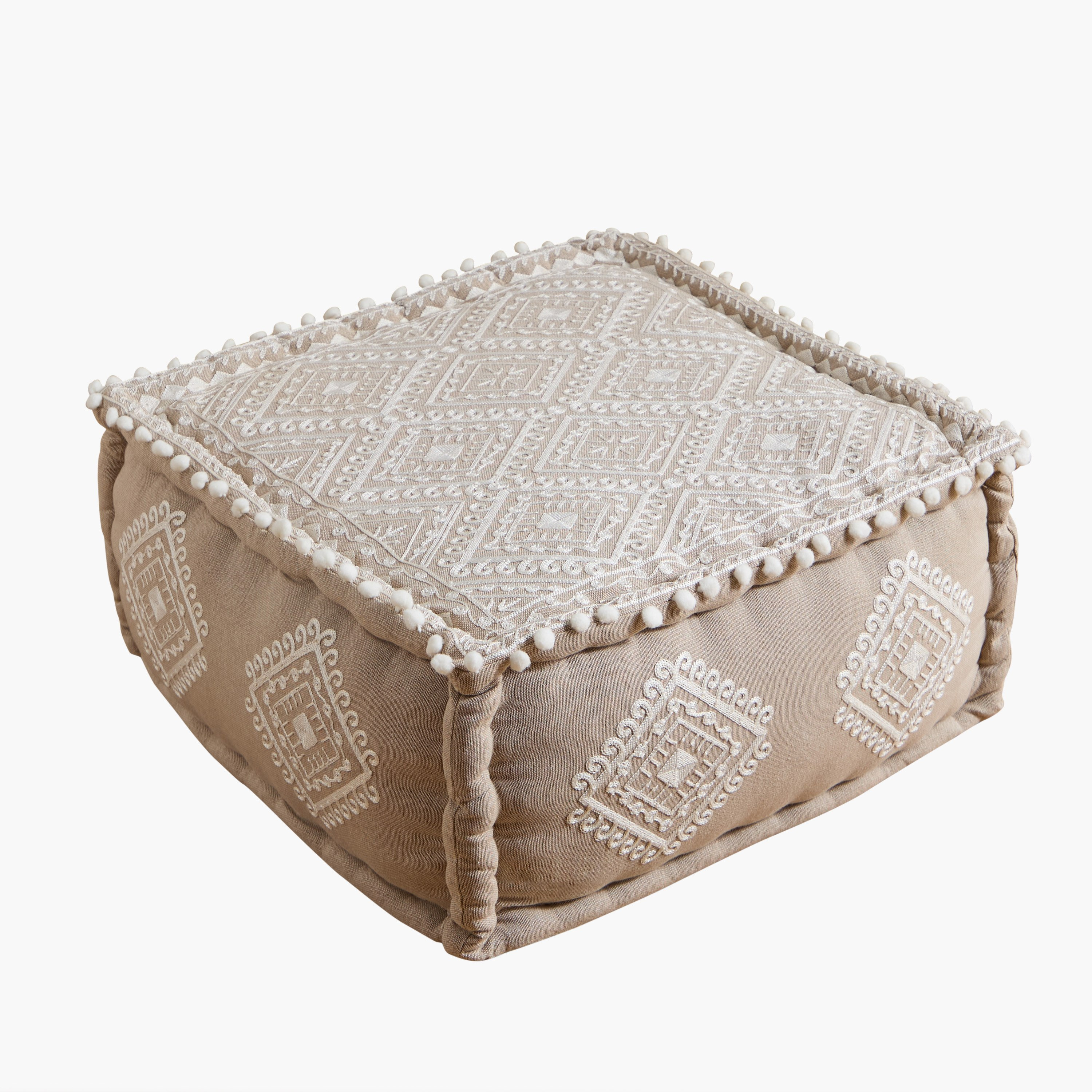 مقعد بوف ميداليون بتطريز ماسي من مهرجان ديزرت - 50×50×25 سم-hbxlivingroom-sofasandarmchairs-ottomansandfootstools-image-6