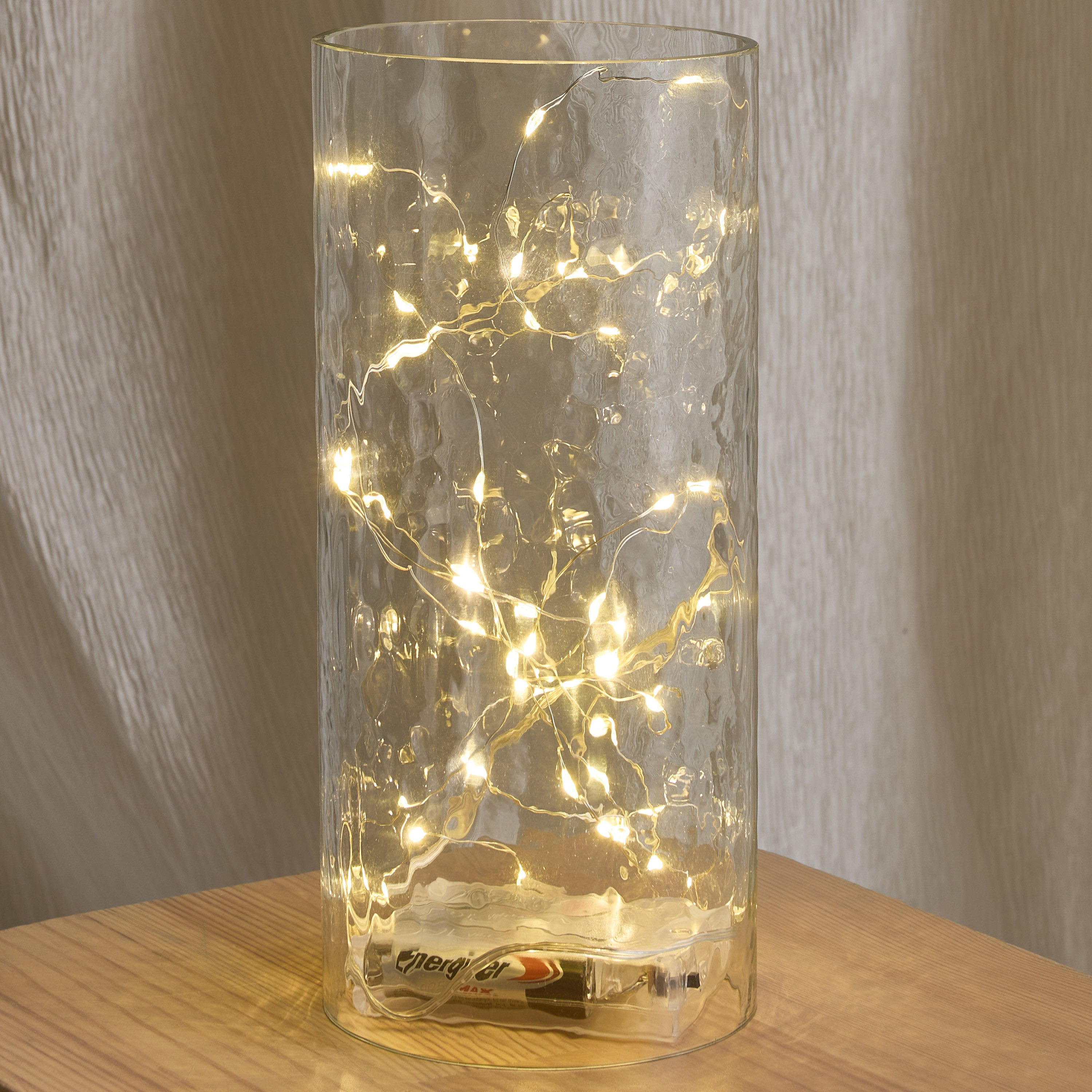سلسلة إضاءة بسلك نحاسي بـ50 لمبة إل إي دي أبيض دافئ 3AA من أورلا - 250 سم-hbxdiningroom-lighting-decorativesandstringlights-image-7