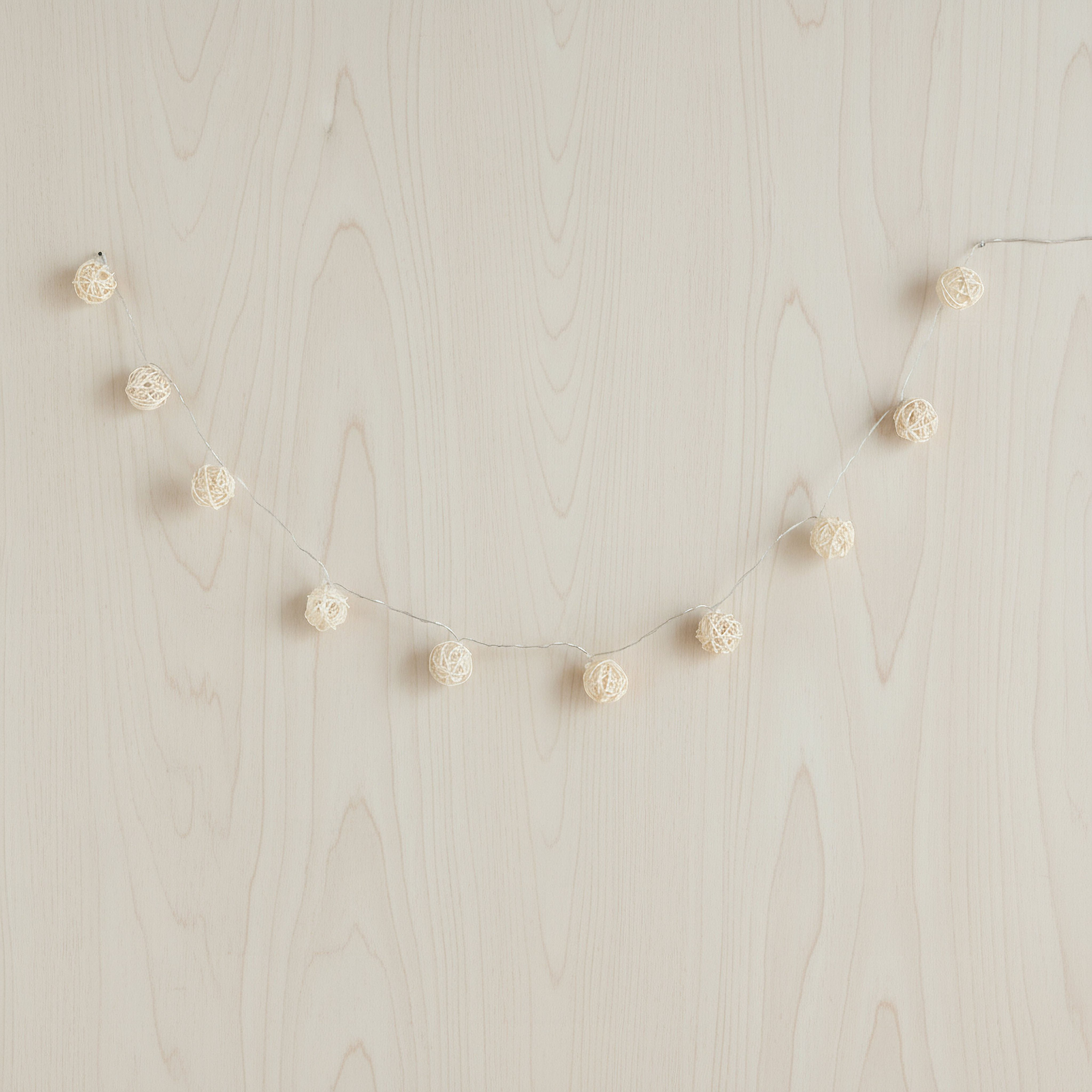 Rattan Ball 3AA 10 LED Stipe String Light - 172 cm-hbxdiningroom-lighting-decorativesandstringlights-image-1