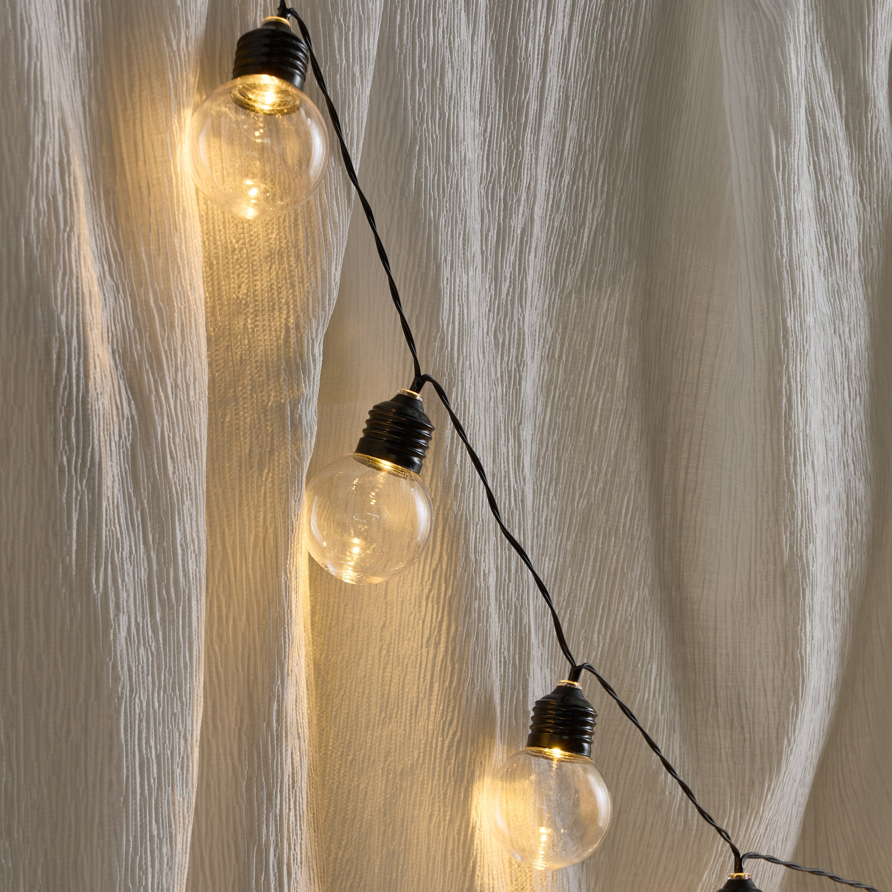 حبل إضاءة بـ 10 لمبات ليد مستديرة 3AA من أورلا - 172 سم-hbxdiningroom-lighting-decorativesandstringlights-image-7