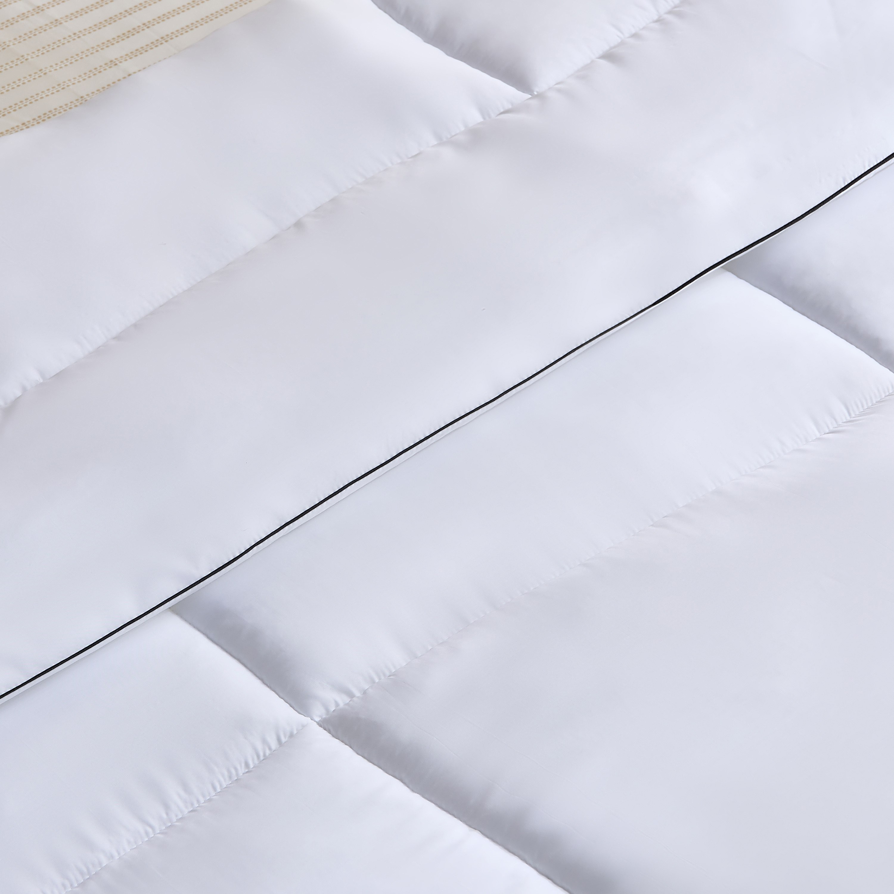 Tencelbliss 300 Thread Count Tencel Super King Duvet Inner - 240x220 cm-hbxhomeware-hbxbedroom-image-4