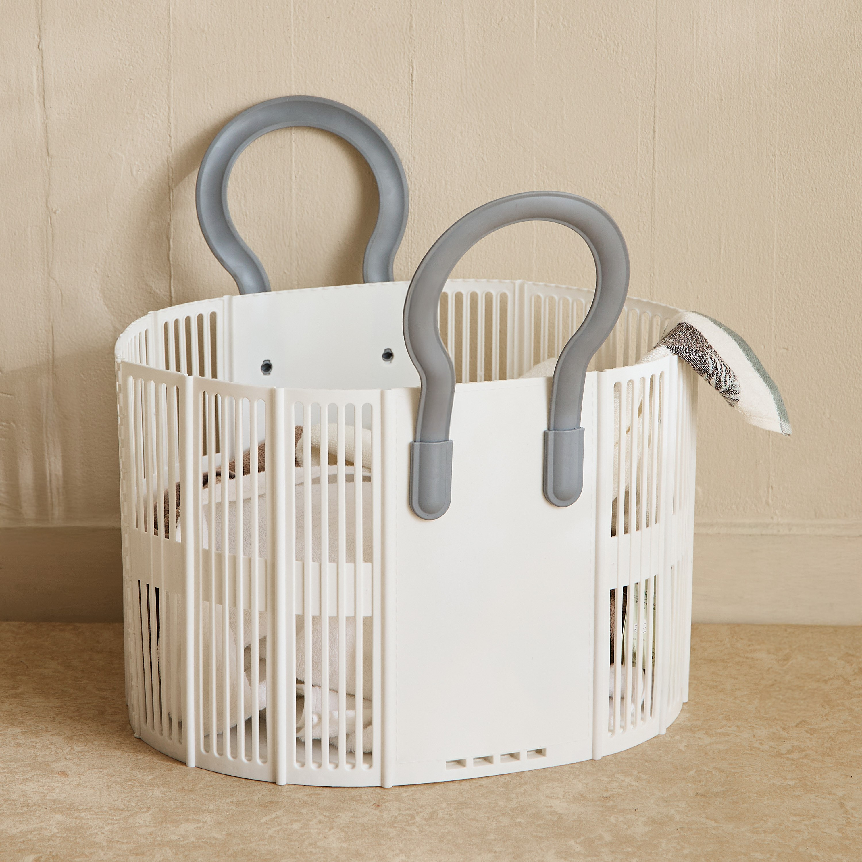 Sterlite Collapsible Laundry Basket with Handle - 48x31x30 cm-hbxbathroom-bathroomstorage-laundryhampers-image-1