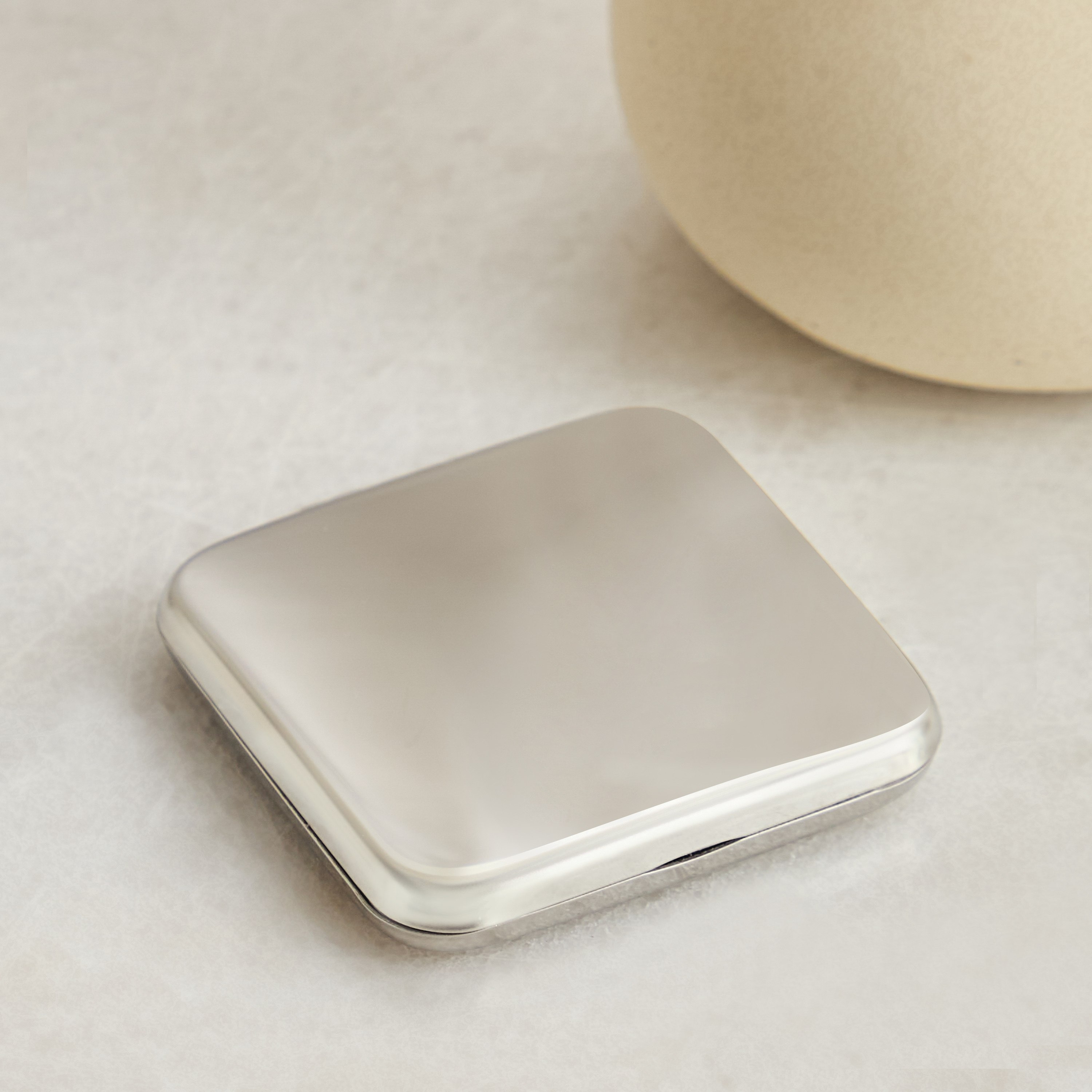 مرآة مربعة مدمجة من ريفا - 5.7x5.7x1.1 سم-hbxbedroom-bedroomaccessories-jewelleryboxesandholders-image-6