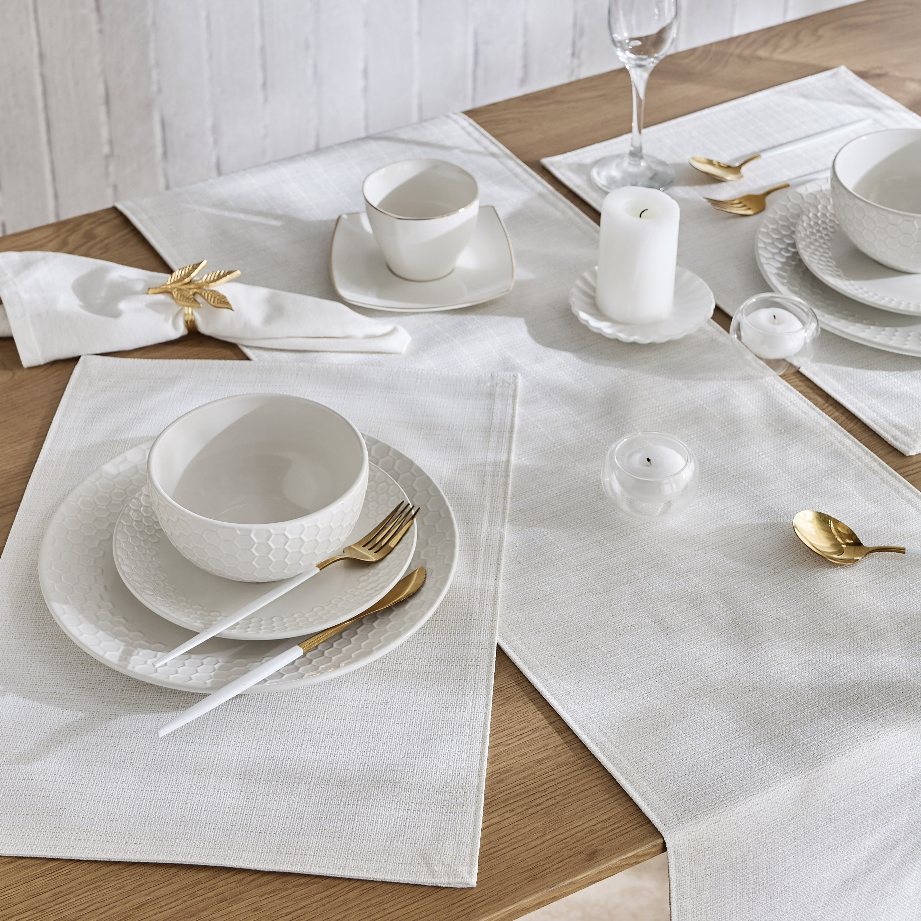 طقم لبّادات صحون جاكار قابلة للعكس لوريكس قطعتين من لووما - ‎33×48‎ سم-hbxdecorandfurnishings-homefurnishings-tablelinens-image-4