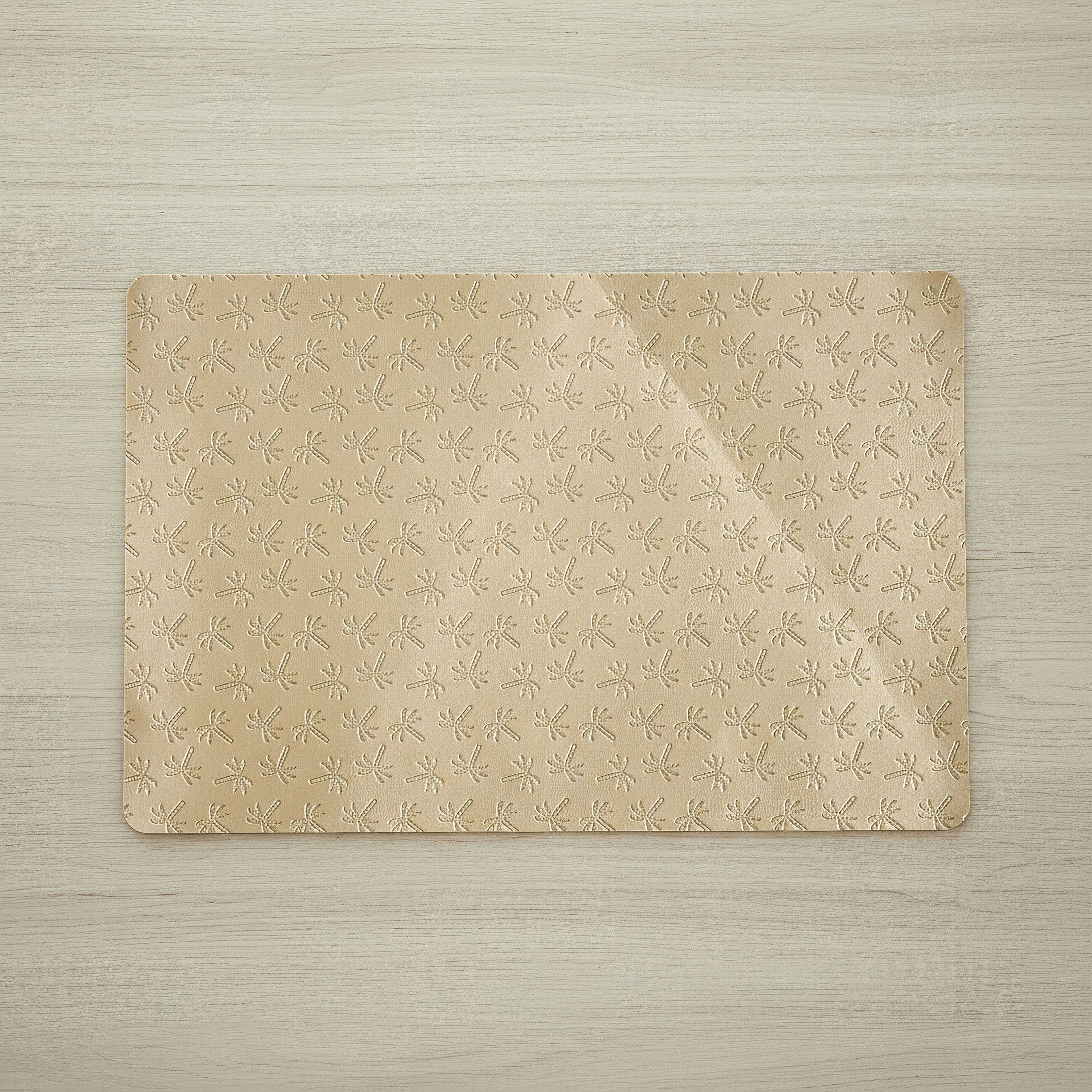 LayOn Palm Embossed Placemat - 30x45 cm-hbxdecorandfurnishings-homefurnishings-tablelinens-image-1