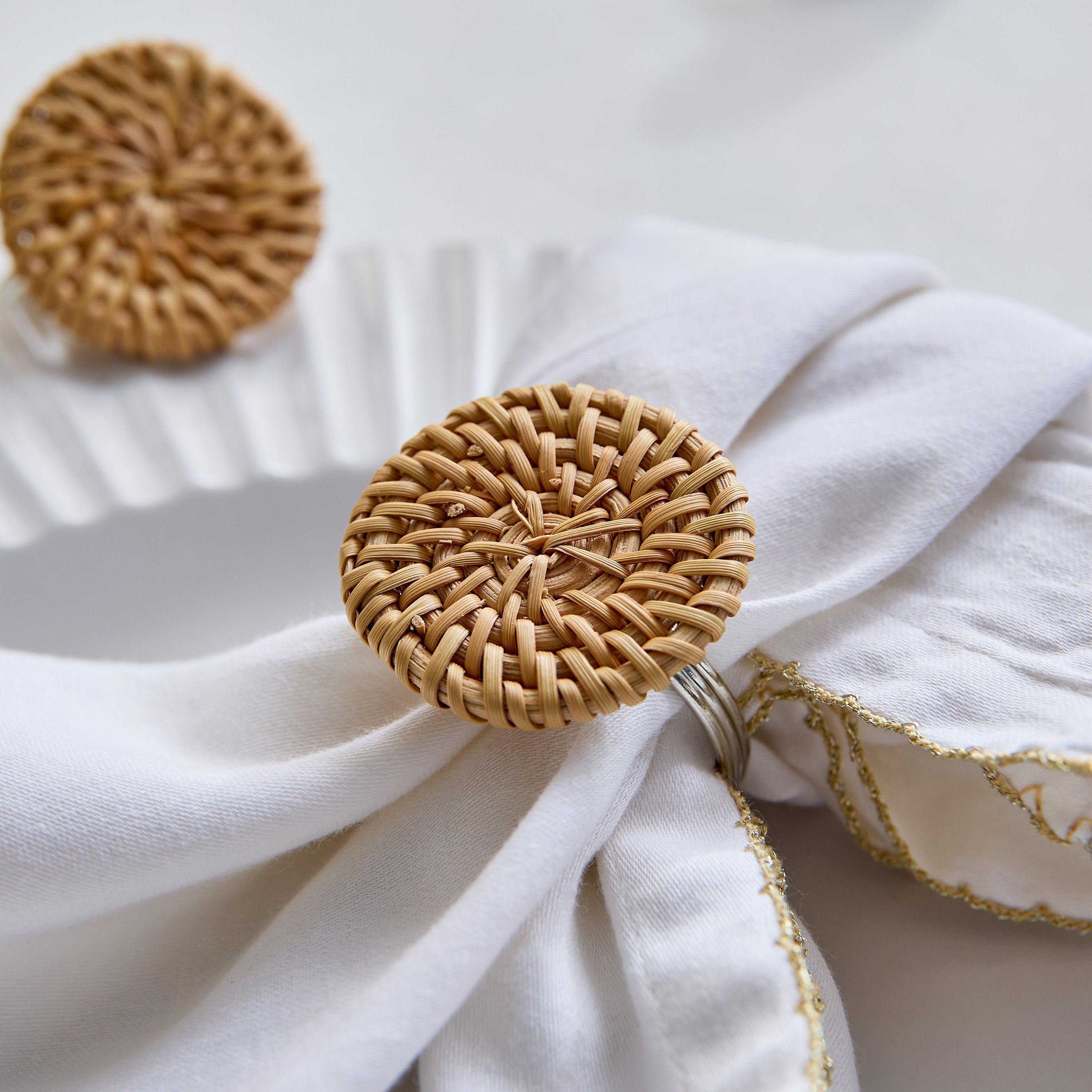 طقم حلقات مناديل خشبية 4 قطع من وودلوكس - 10x10 سم-hbxdecorandfurnishings-homefurnishings-tablelinens-image-2