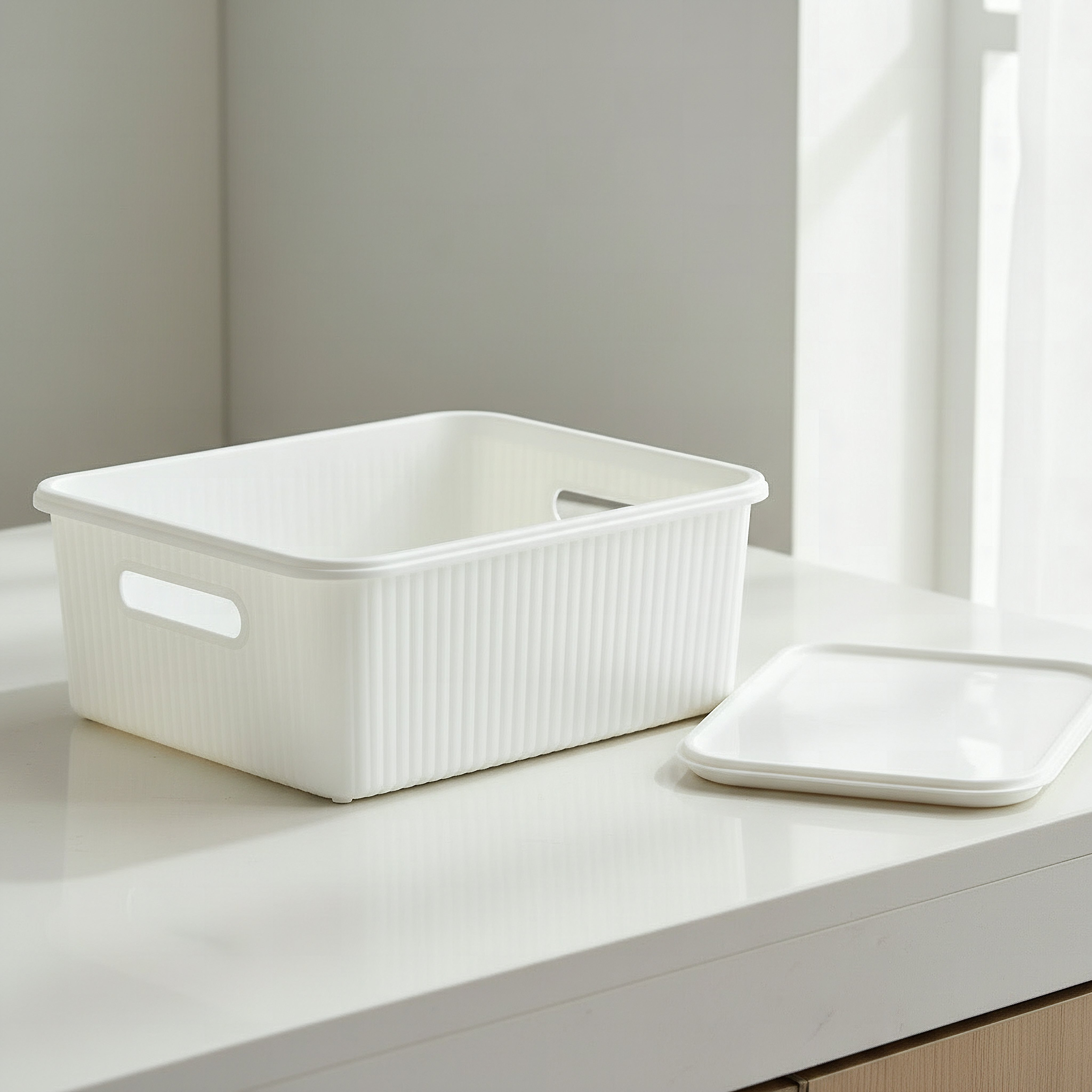 Orion Medium Ribbed Container with Lid-hbxhomeware-hbxbathroom-image-2