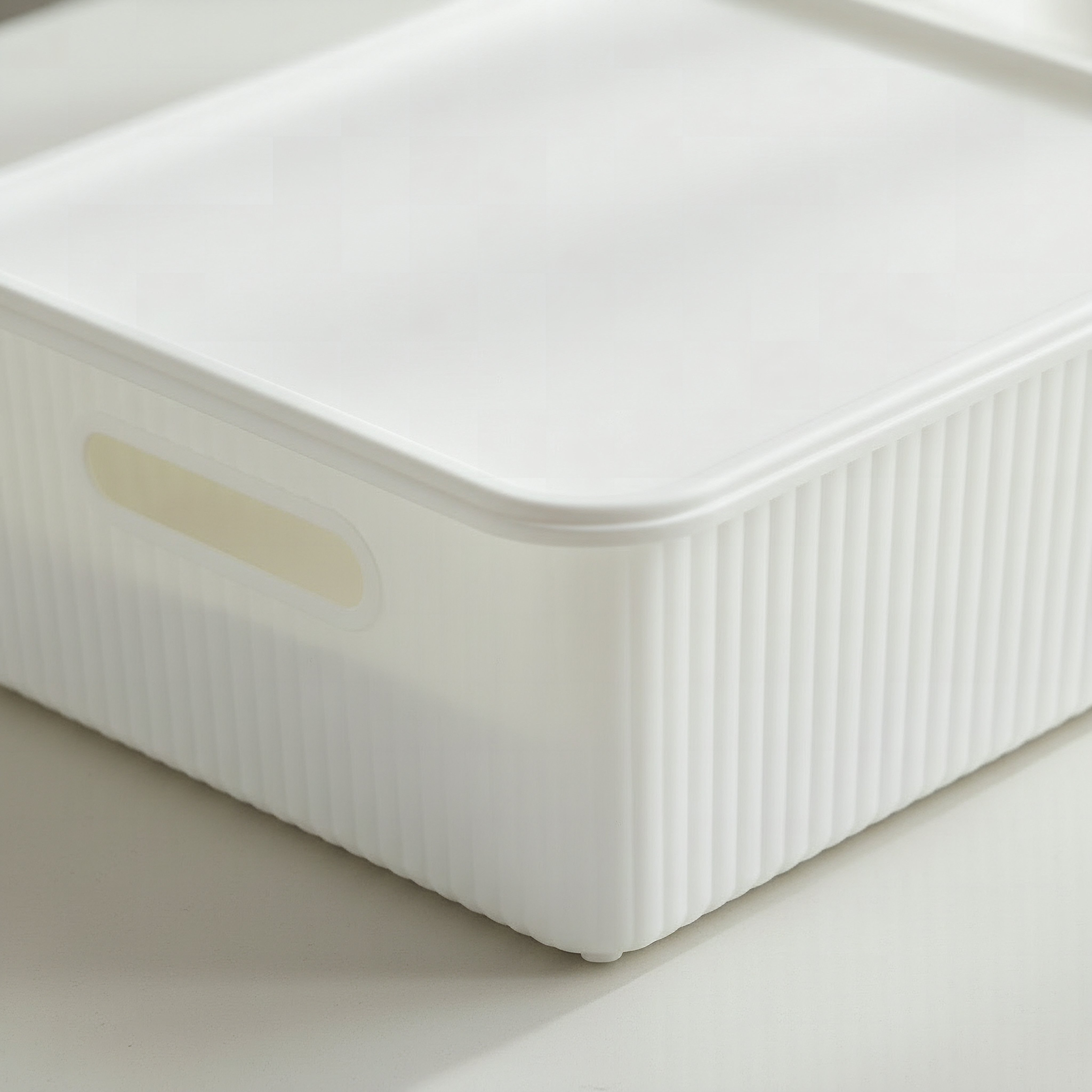 Orion Medium Ribbed Container with Lid-hbxhomeware-hbxbathroom-image-3